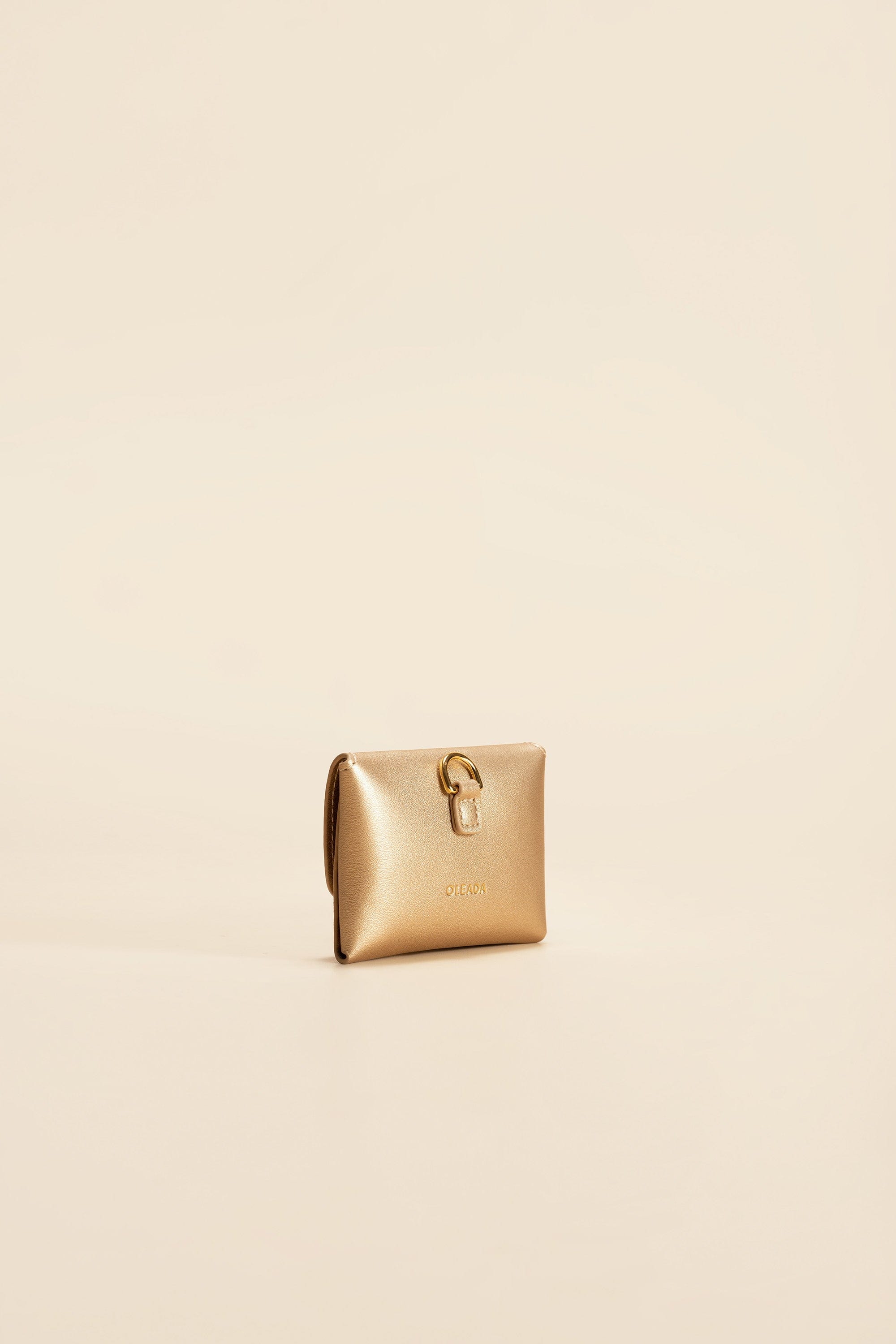 OLEADA NYC Apparel and Accessories > Women > Small Leather Goods > Leather Cardholder Brisa Card Holder
