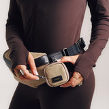 OLEADA NYC Apparel and Accessories > Women > Small Leather Goods > Leather Cardholder Color_Abu Dhabi AnywWear AnySling