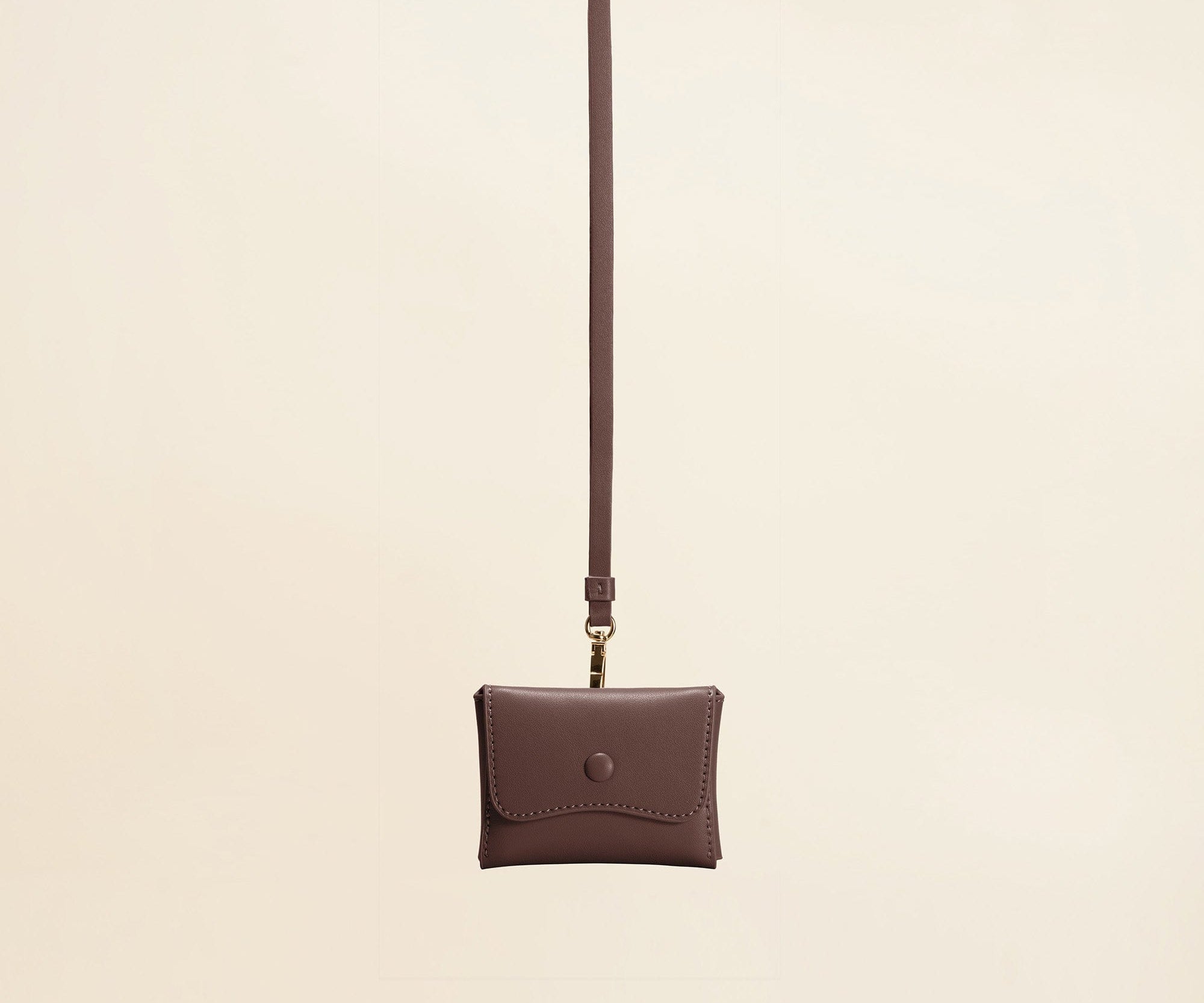 OLEADA NYC Apparel and Accessories > Women > Small Leather Goods > Leather Cardholder Color_Chocolate Brisa Card Holder