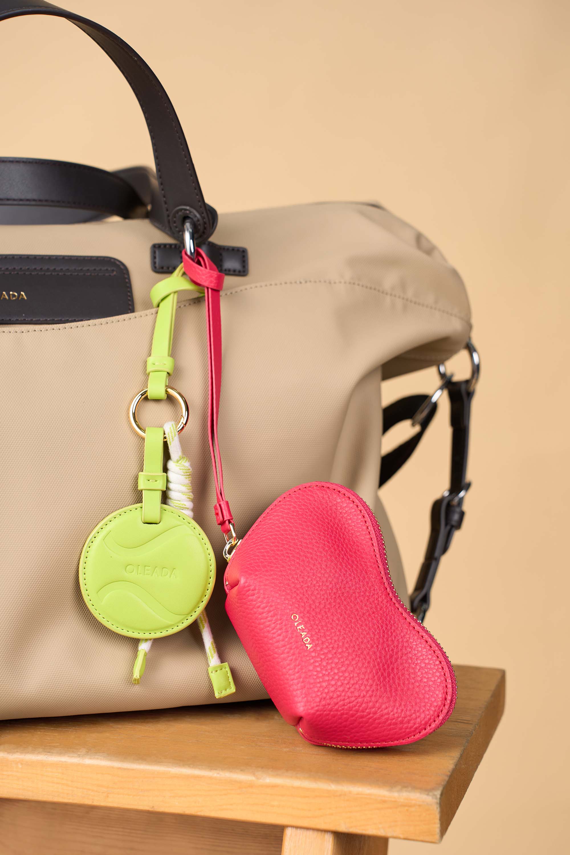 OLEADA NYC Apparel and Accessories > Women > Small Leather Goods > Leather Cardholder Color_Love Match Game Changer Charm