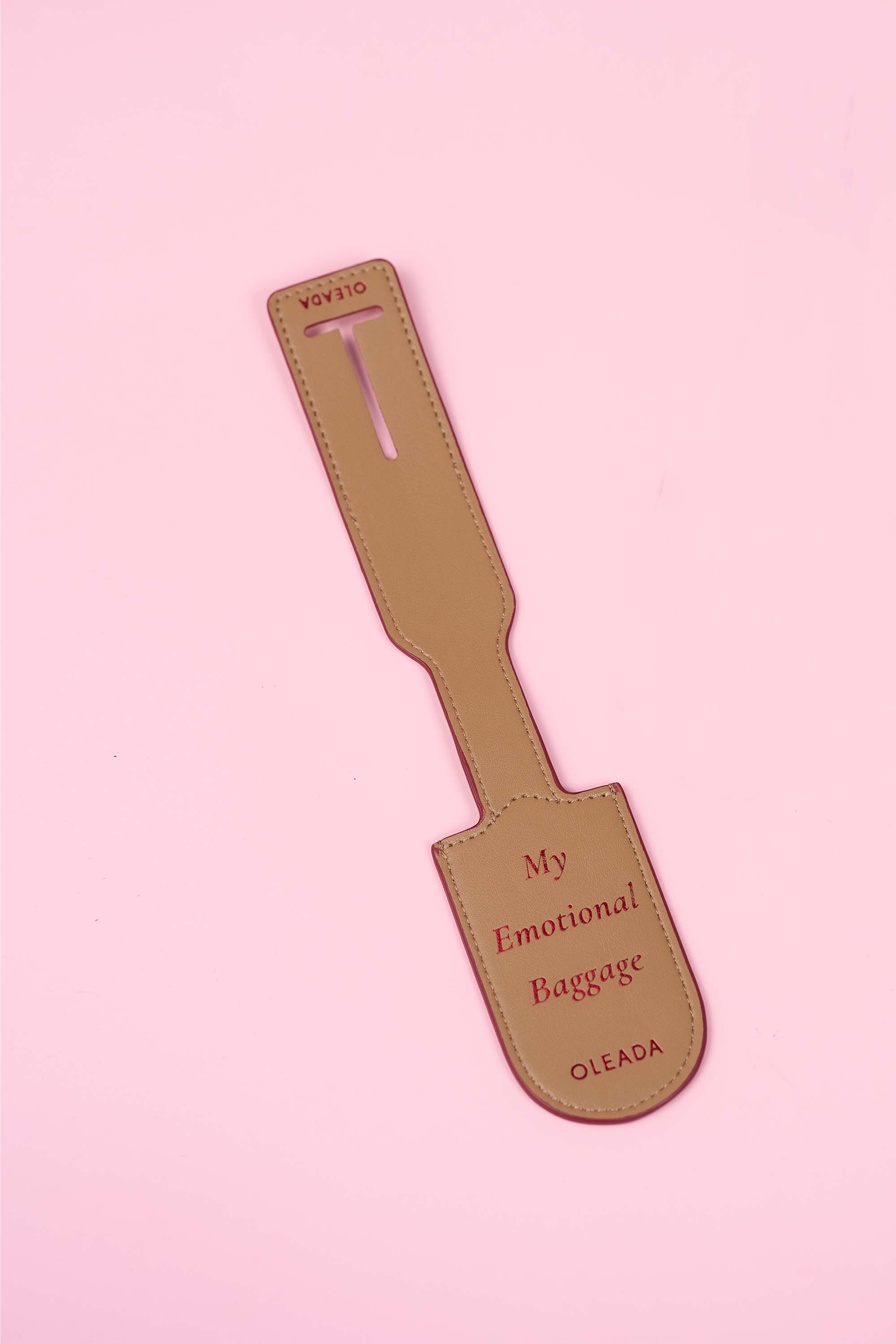 OLEADA NYC Apparel and Accessories > Women > Small Leather Goods > Leather Case Atlas Emotional Support Luggage Tag