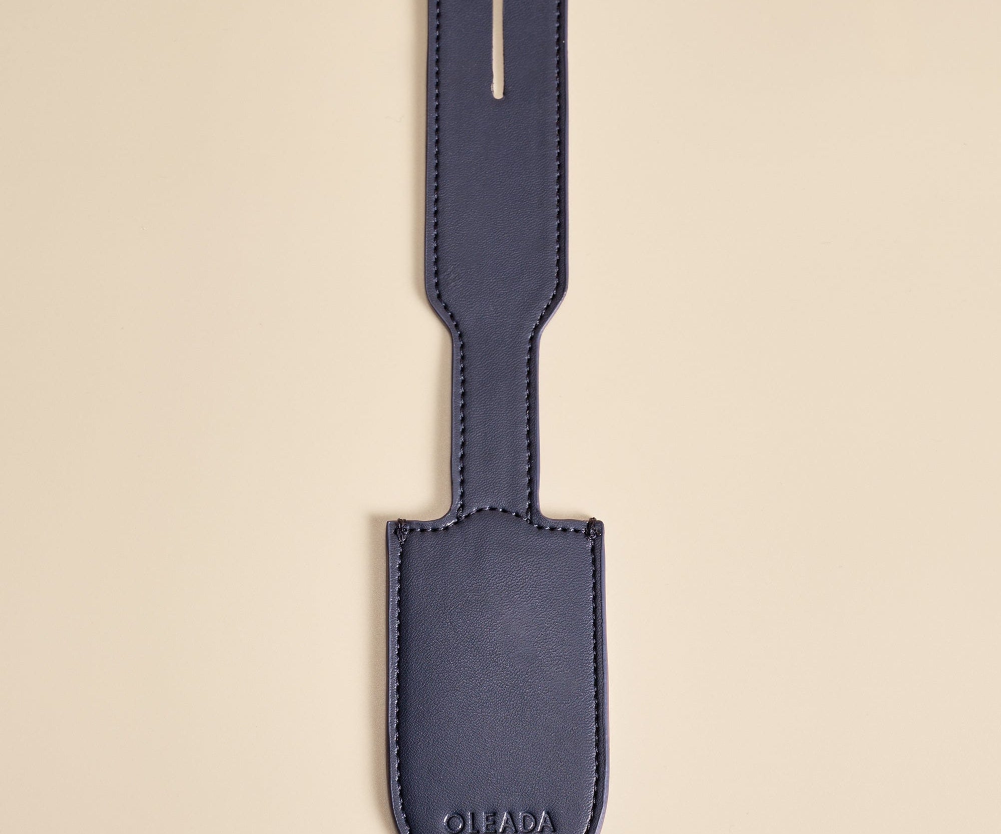 OLEADA NYC Apparel and Accessories > Women > Small Leather Goods > Leather Case Color_Marine Atlas Luggage Tag Emotional Support
