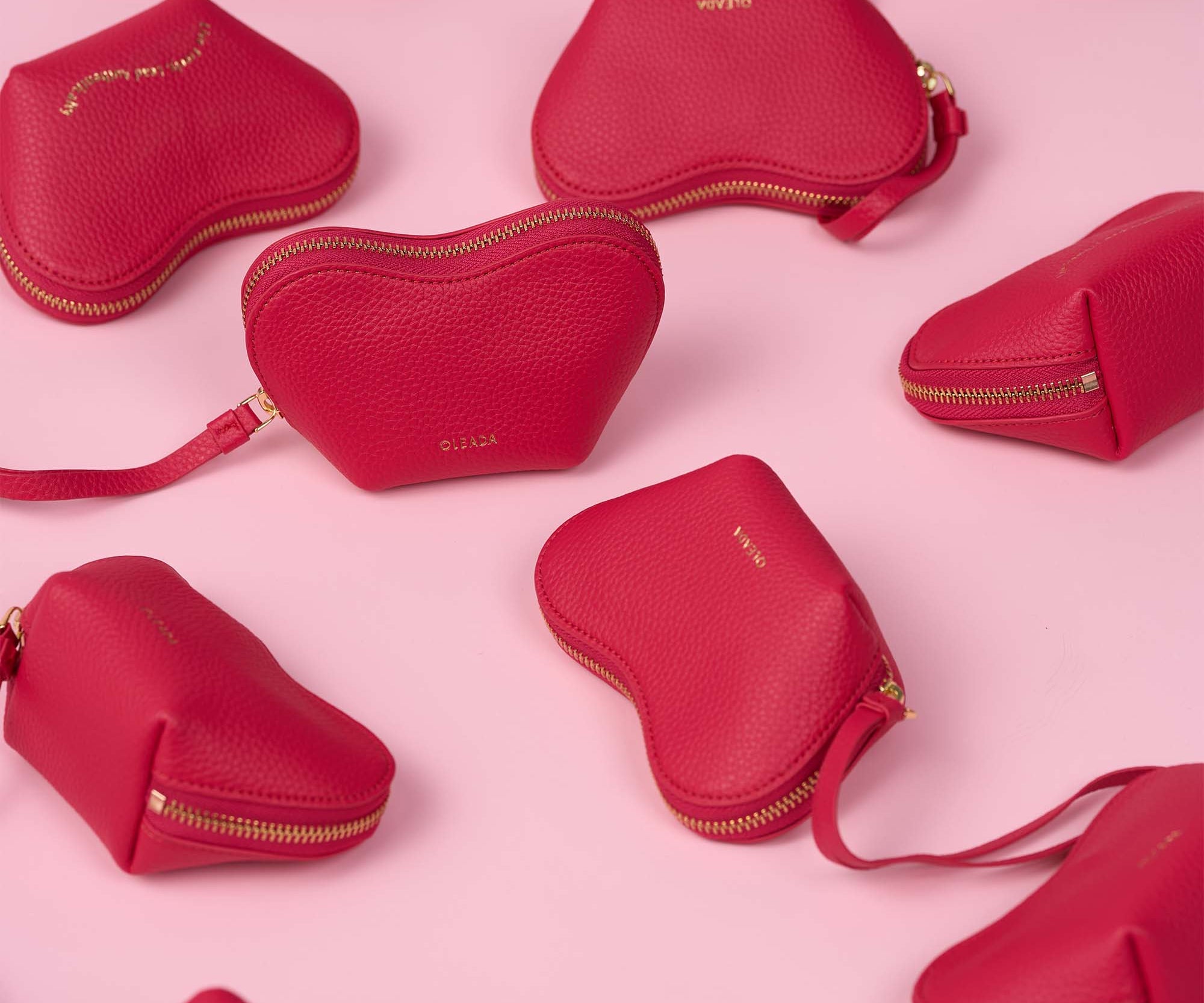 OLEADA NYC Apparel and Accessories > Women > Small Leather Goods > Leather Case Color_Poppy Mini Le Coeur Pouch