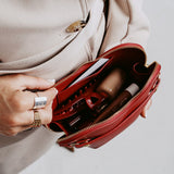 OLEADA NYC Apparel and Accessories > Women > Small Leather Goods > Leather Case Large Le Coeur