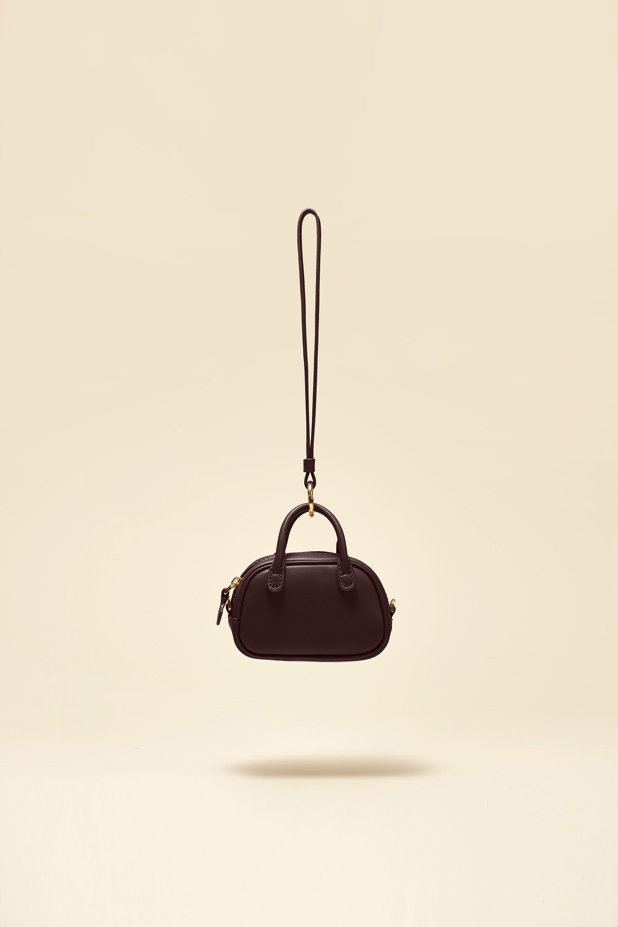 OLEADA NYC Apparel and Accessories > Women > Small Leather Goods > Leather Case Marina Carryall Charm