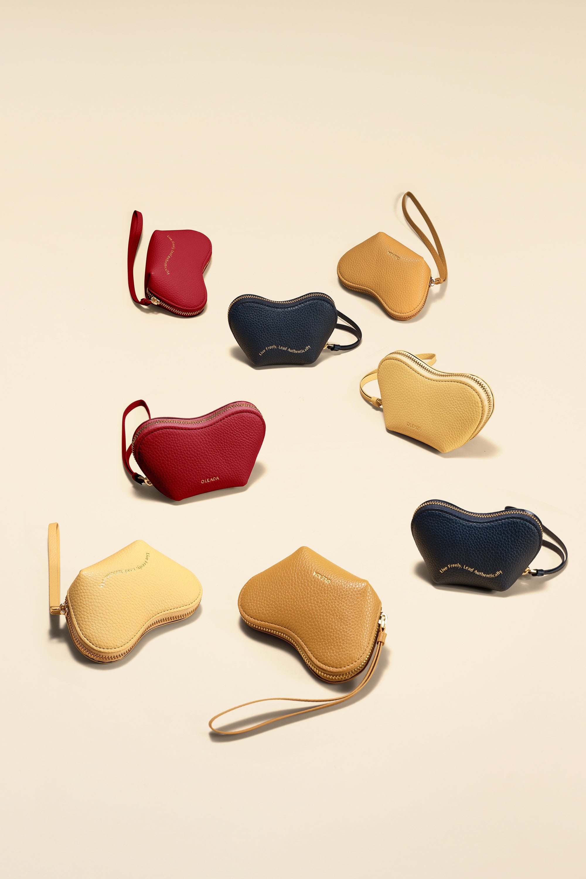OLEADA NYC Apparel and Accessories > Women > Small Leather Goods > Leather Case Mini Le Coeur Pouch