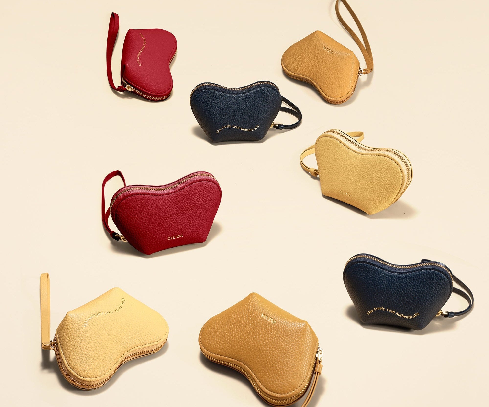 OLEADA NYC Apparel and Accessories > Women > Small Leather Goods > Leather Case Mini Le Coeur Pouch