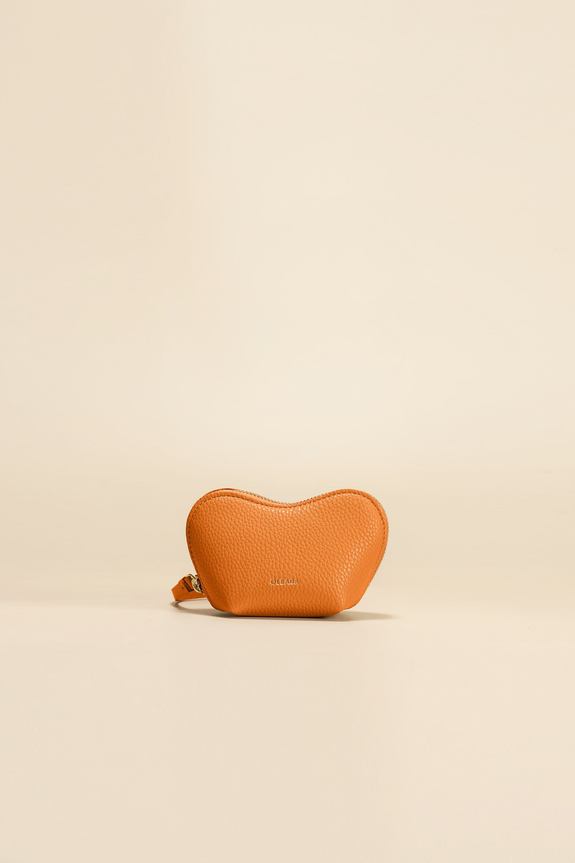 OLEADA NYC Apparel and Accessories > Women > Small Leather Goods > Leather Case Mini Le Coeur Pouch (Mini)