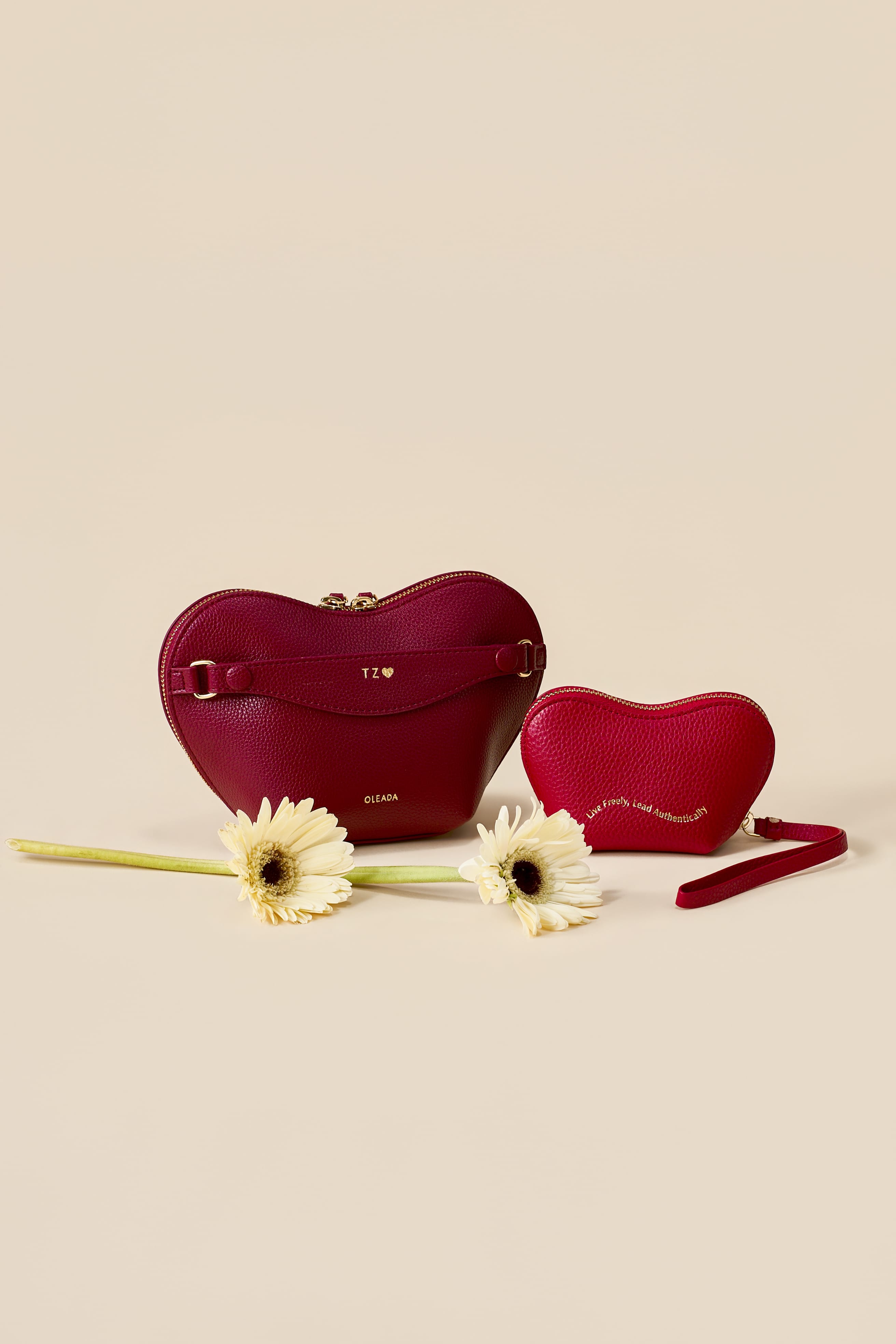 OLEADA NYC Apparel and Accessories > Women > Small Leather Goods > Leather Case The Mini Love Pouch