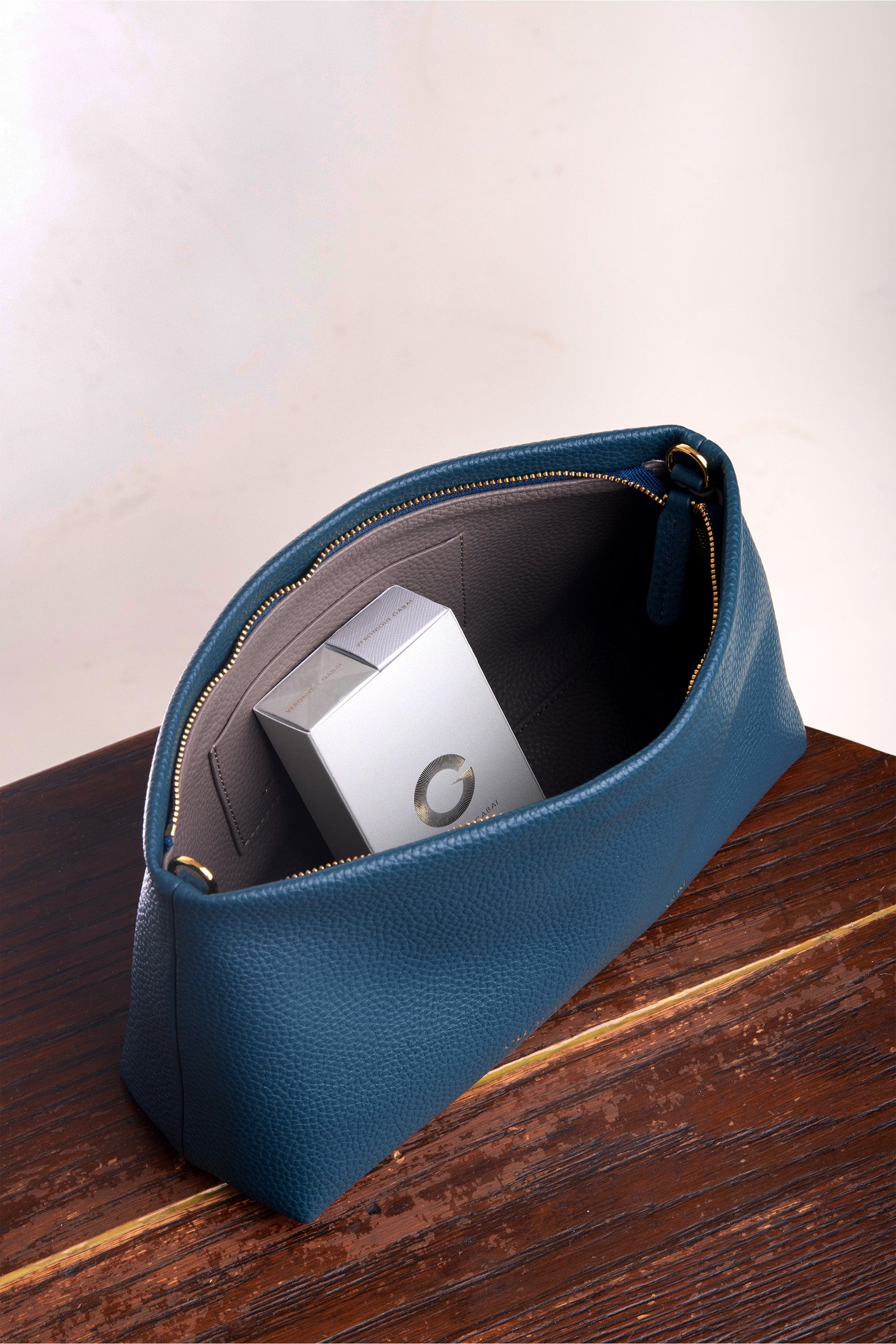 OLEADA NYC Apparel and Accessories > Women > Small Leather Goods > Leather Passport Holder Color_VG Limited OLEADA x Veronique Gabai Travel Set