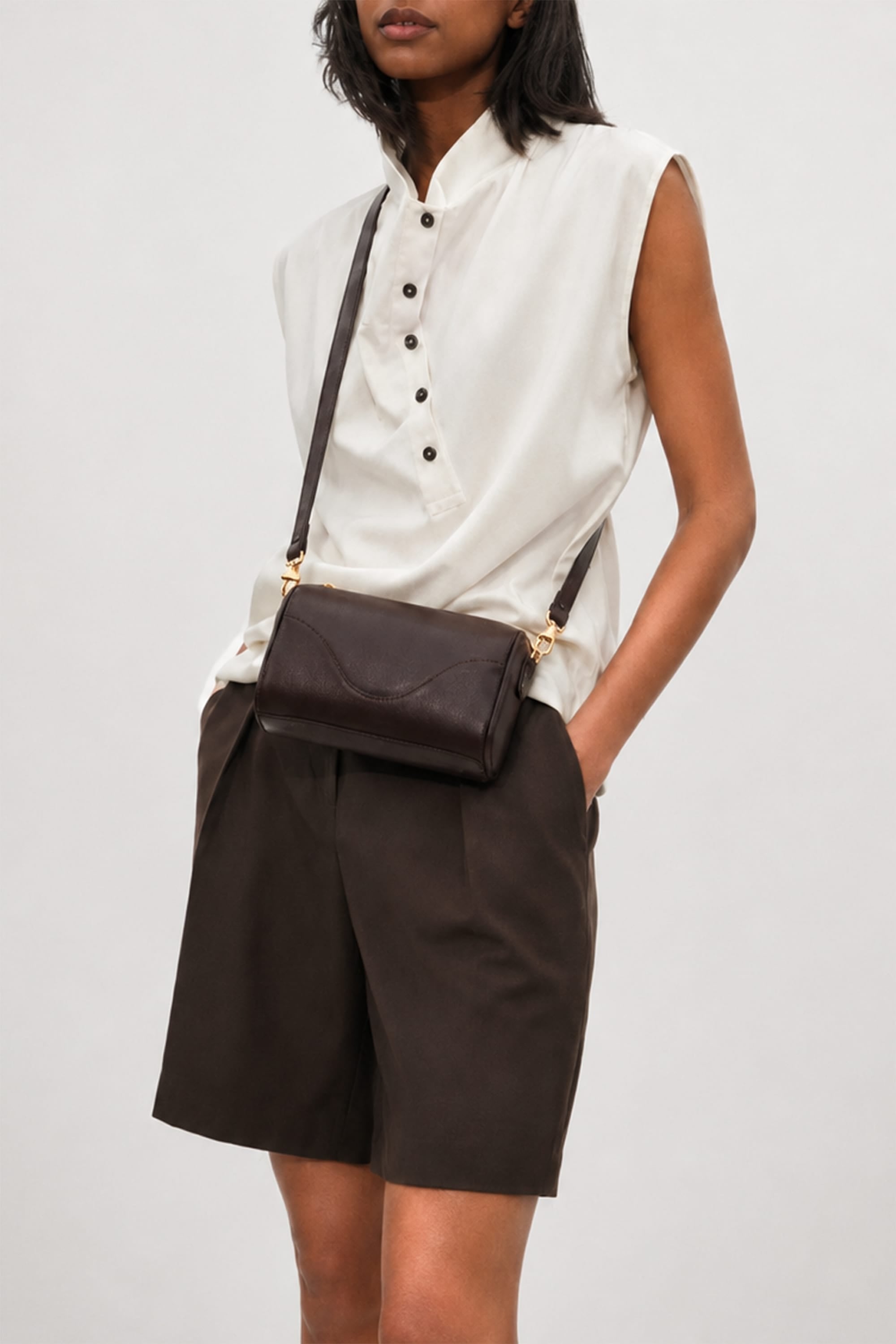 OLEADA NYC Apparel and Accessories > Women > Work Bag > Leather Handbag > Compact Bag > Shoulder Bag Marina Box