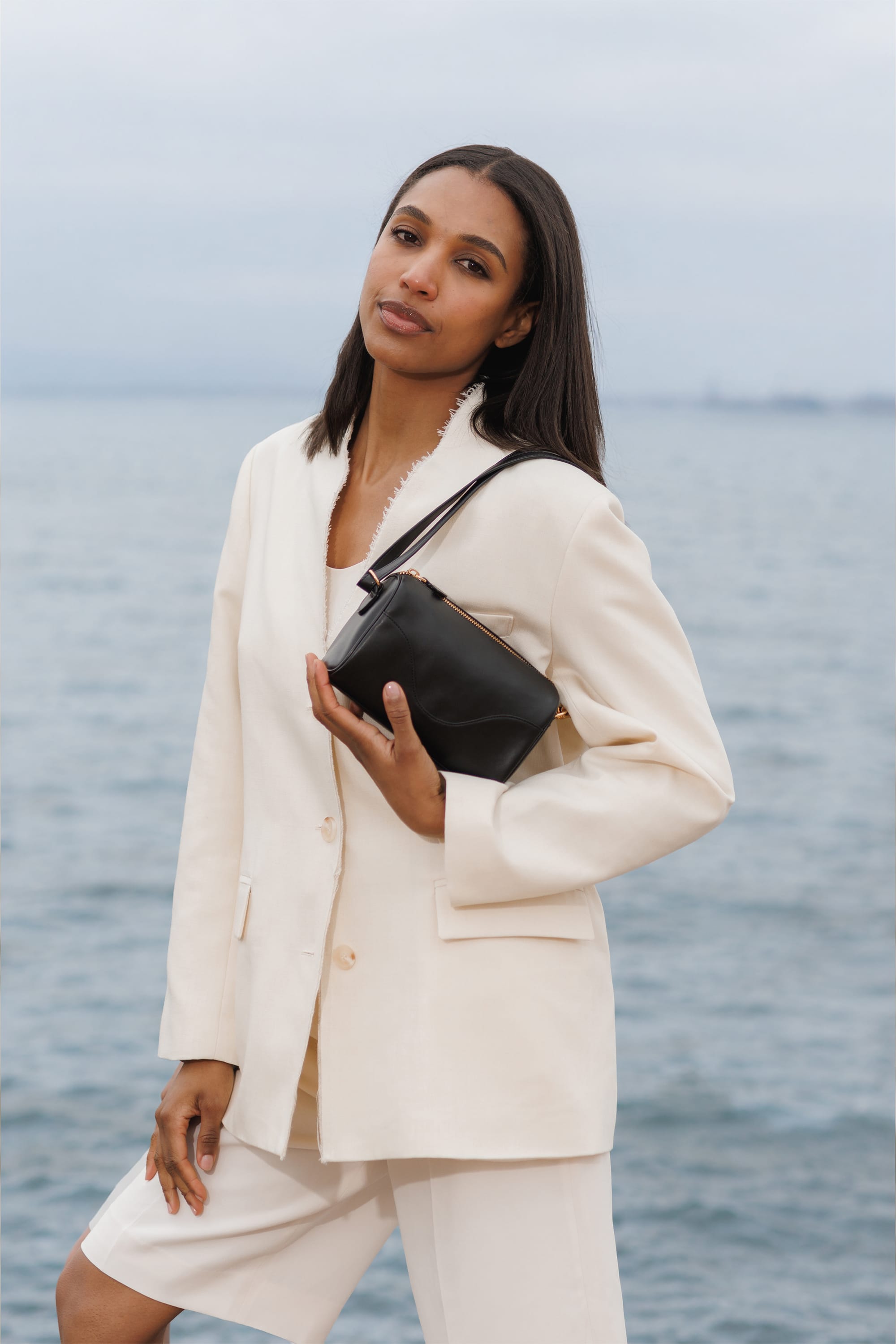 OLEADA NYC Apparel and Accessories > Women > Work Bag > Leather Handbag > Compact Bag > Shoulder Bag Marina Box
