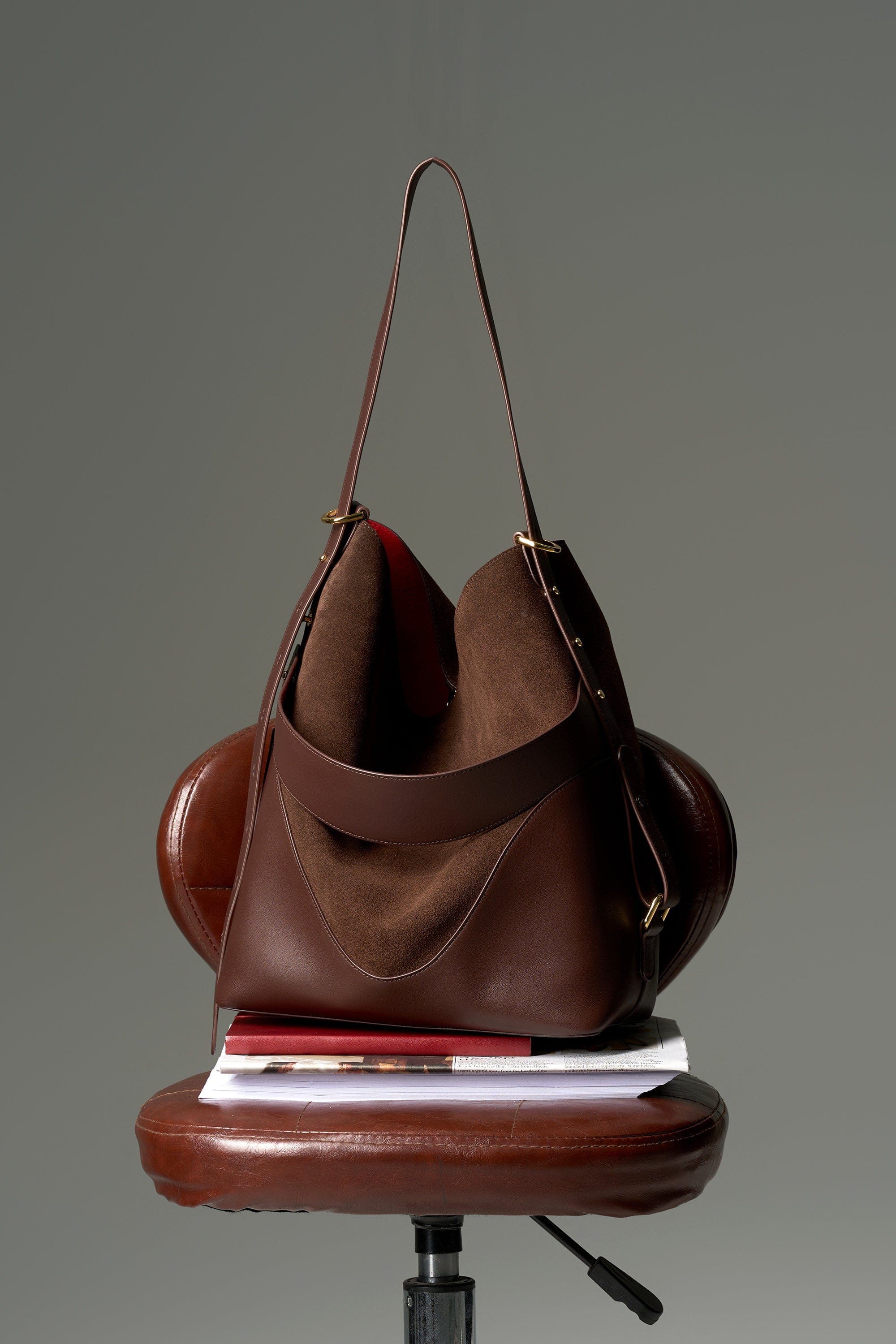 OLEADA NYC Bucket Bag > Leather Tote Bag For Women > Large Capacity Handbag > Convertible To Shoulder Bag > stylish 14 inch laptop bag Color_Mocha Marina Soft Bucket