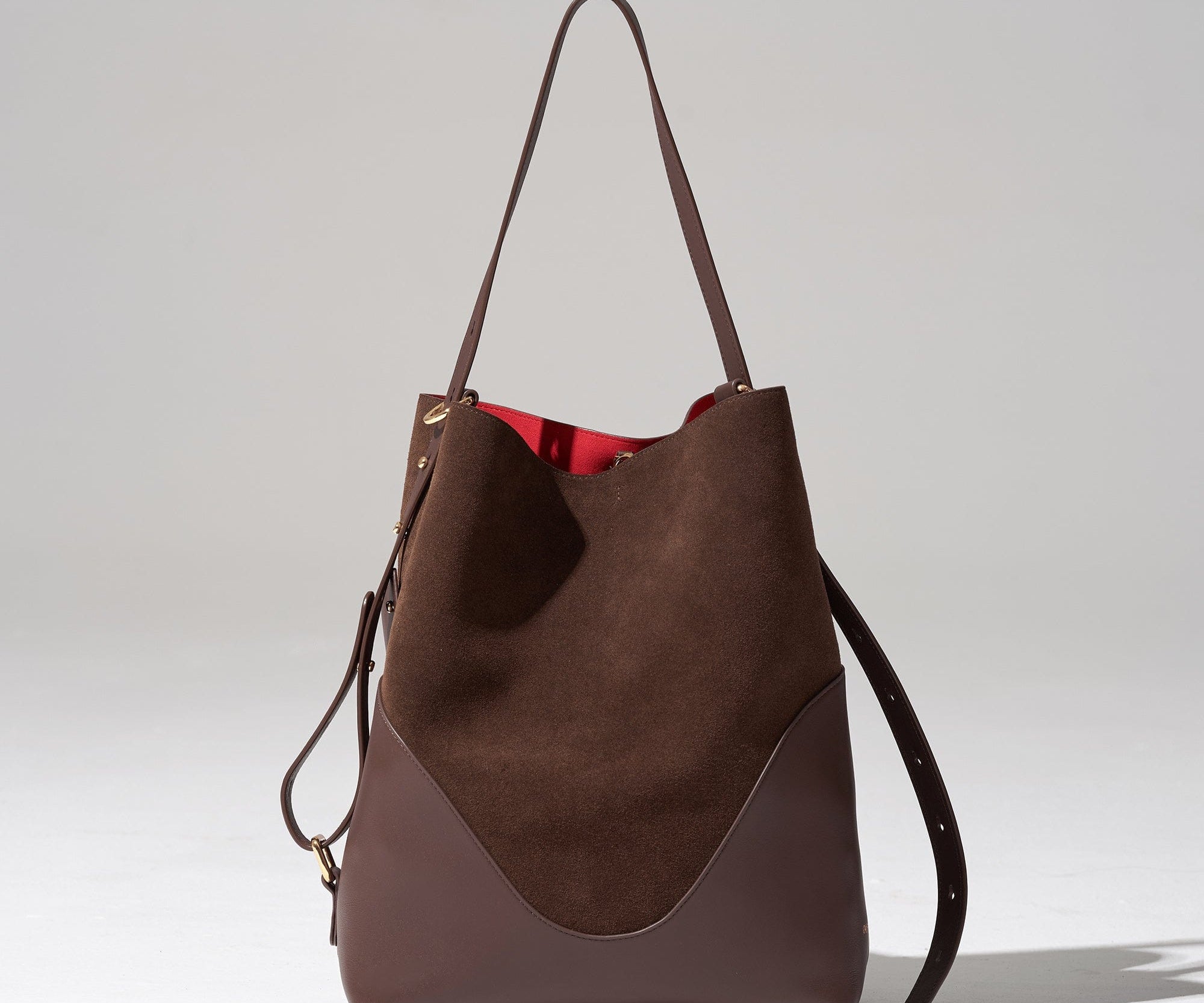 OLEADA NYC Bucket Bag > Leather Tote Bag For Women > Large Capacity Handbag > Convertible To Shoulder Bag > stylish 14 inch laptop bag Color_Mocha Marina Soft Bucket