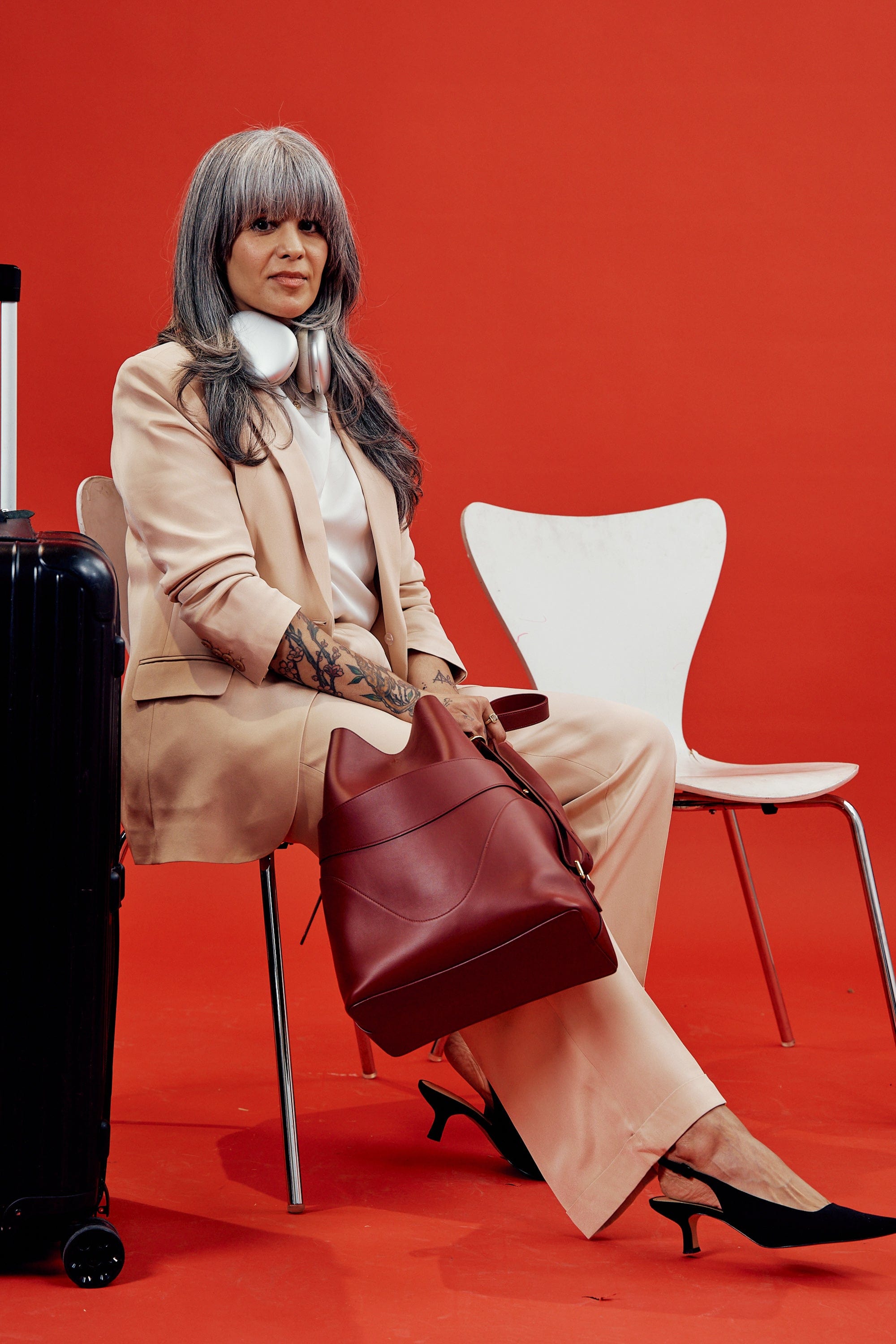 OLEADA NYC Bucket Bag > Leather Tote Bag For Women > Large Capacity Handbag > Convertible To Shoulder Bag > stylish 14 inch laptop bag Color_Scarlet Marina Soft Bucket