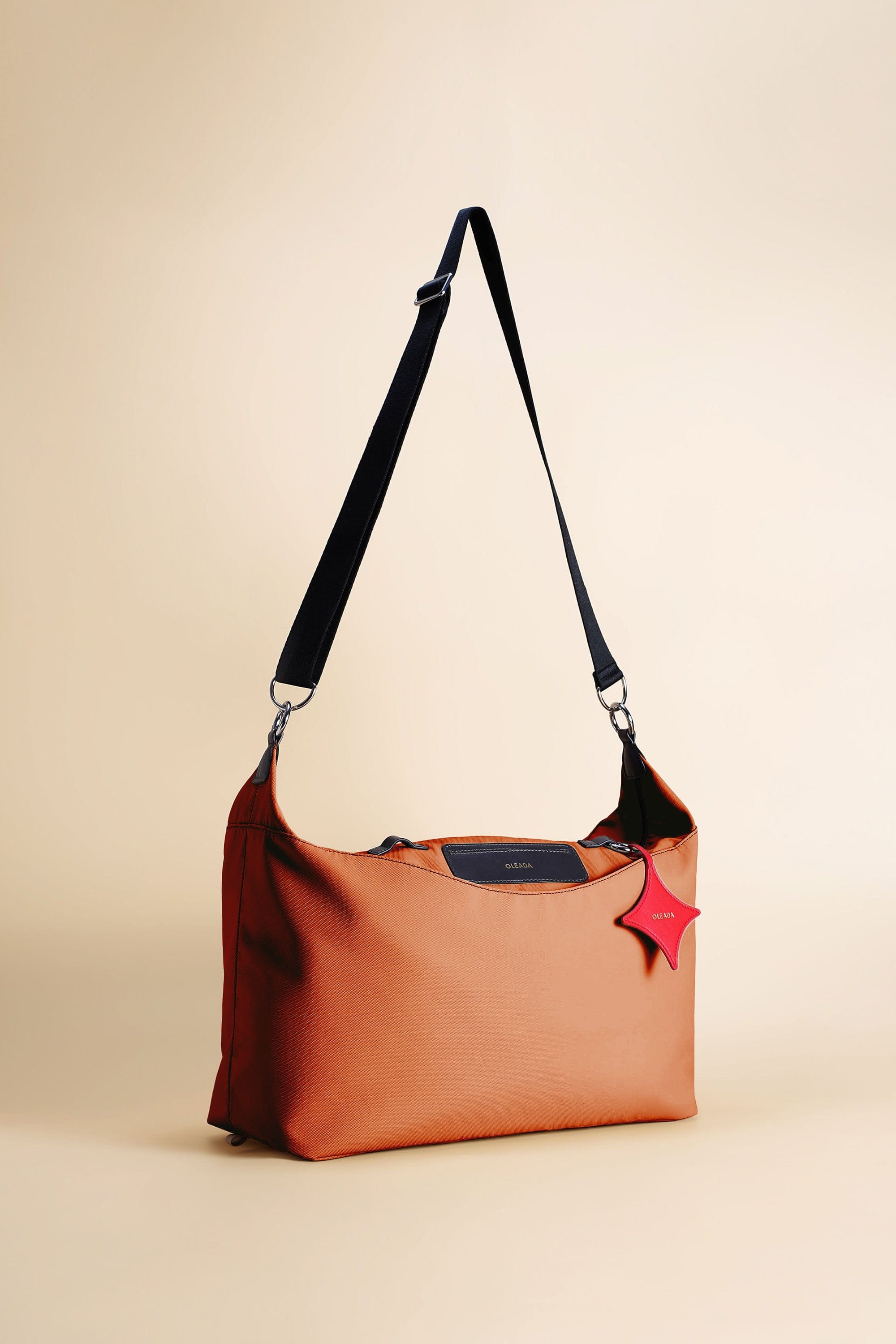 OLEADA NYC convertible travel bags > airport tote bags > overnight bags > water-resistant vegan bags > stylish multi-use bags AnyWear AnyDuffle