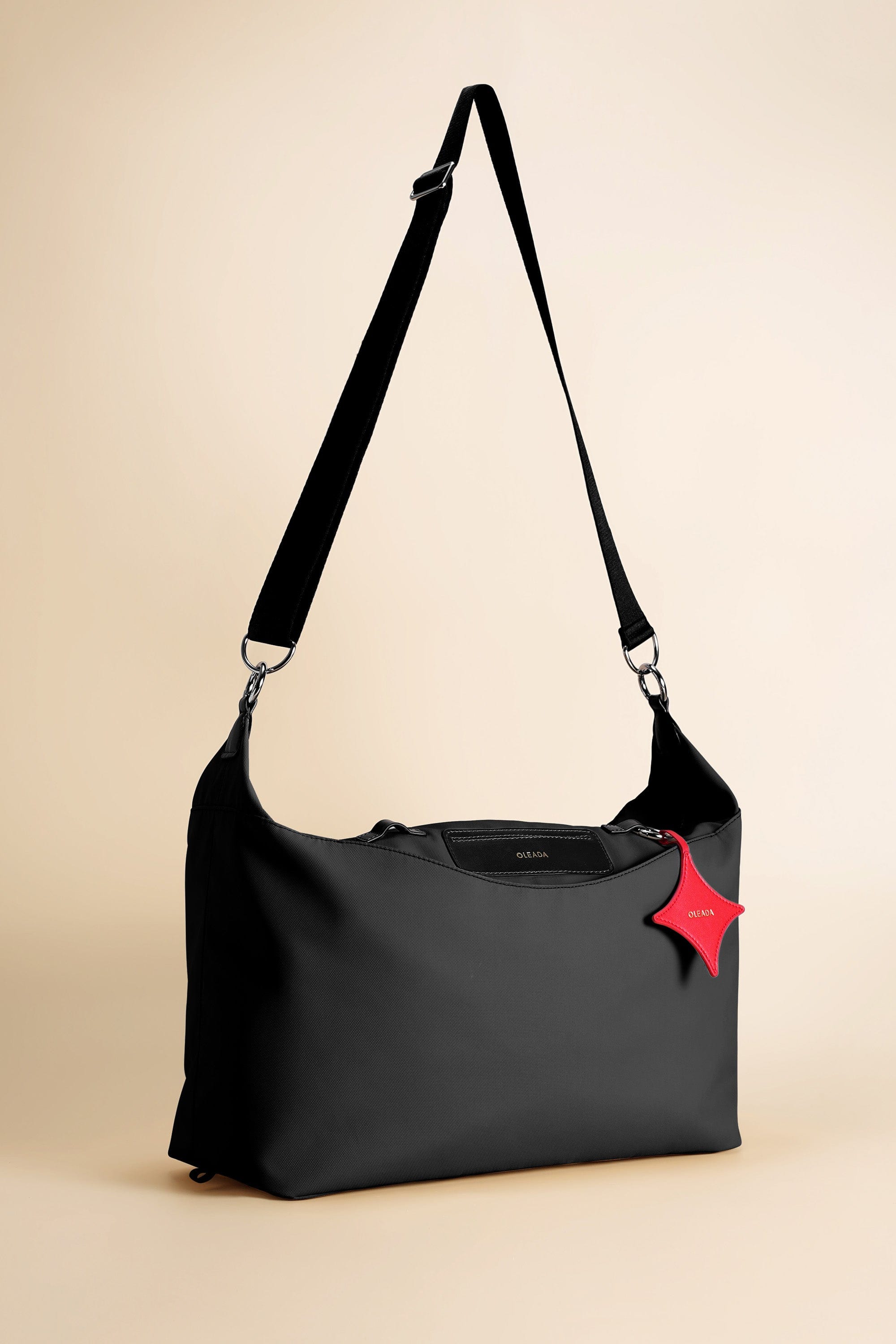 OLEADA NYC convertible travel bags > airport tote bags > overnight bags > water-resistant vegan bags > stylish multi-use bags AnyWear AnyDuffle