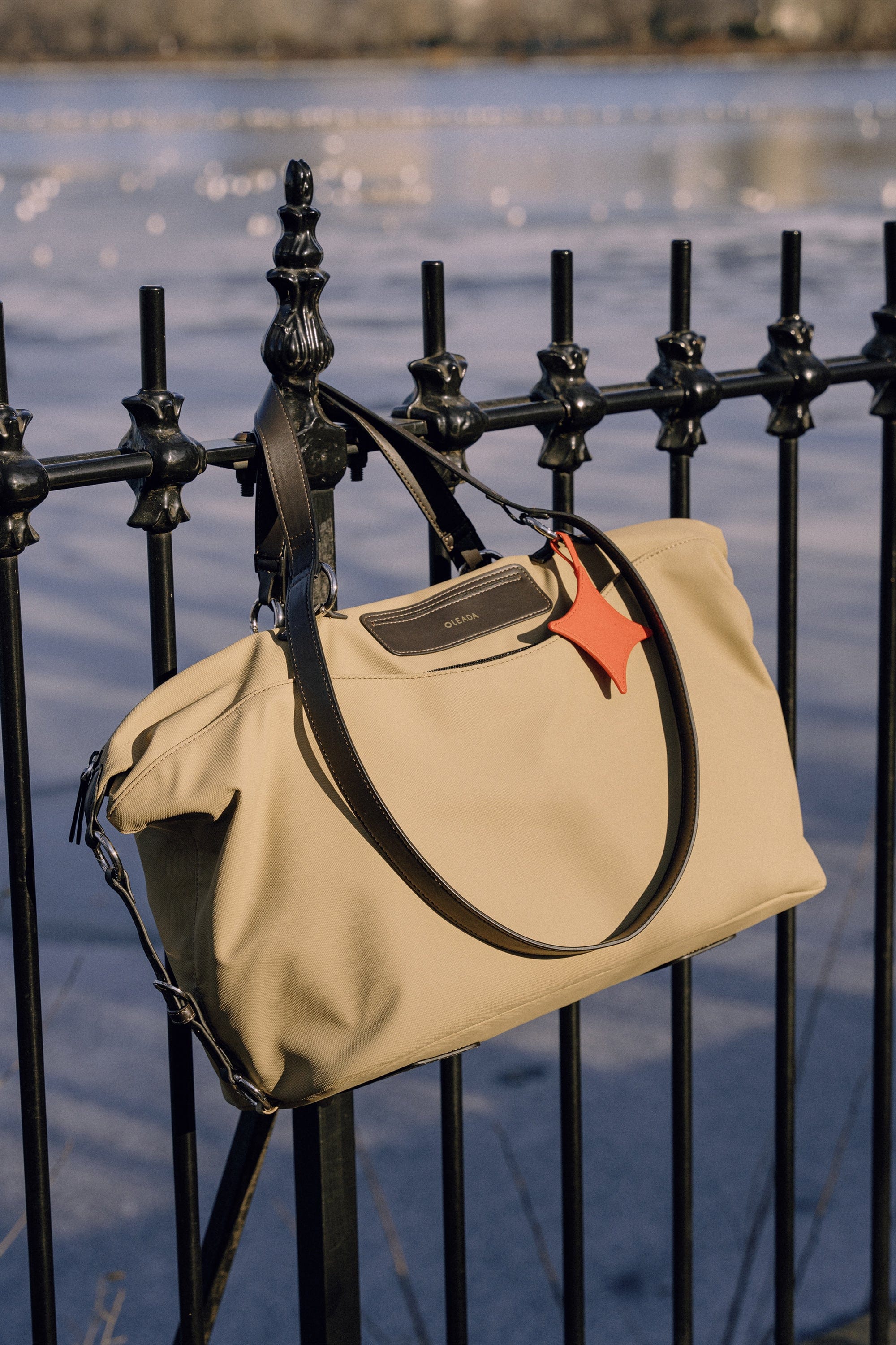 OLEADA NYC convertible travel bags > airport tote bags > overnight bags > water-resistant vegan bags > stylish multi-use bags AnyWear AnyDuffle