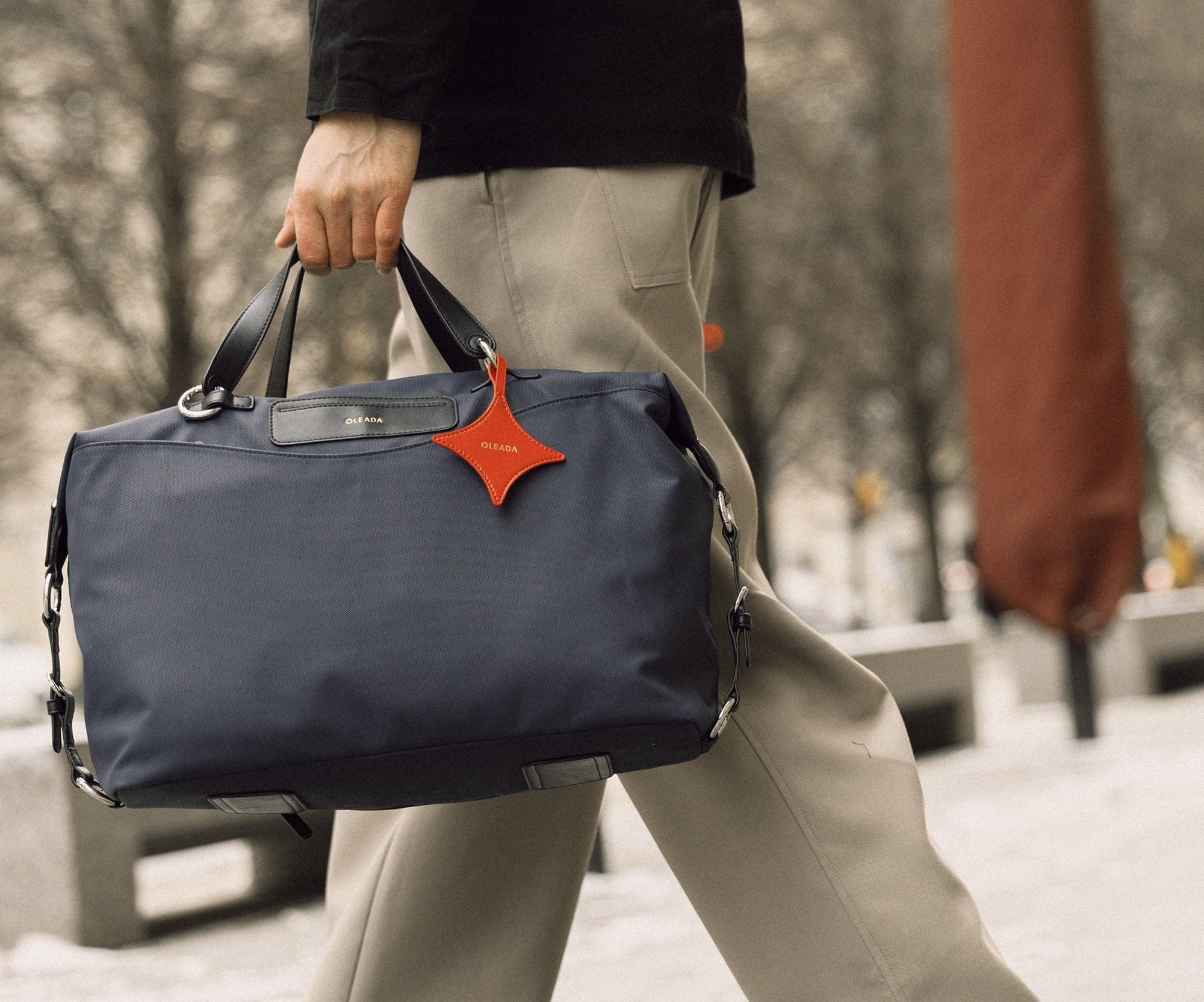OLEADA NYC convertible travel bags > airport tote bags > overnight bags > water-resistant vegan bags > stylish multi-use bags AnyWear AnyDuffle City