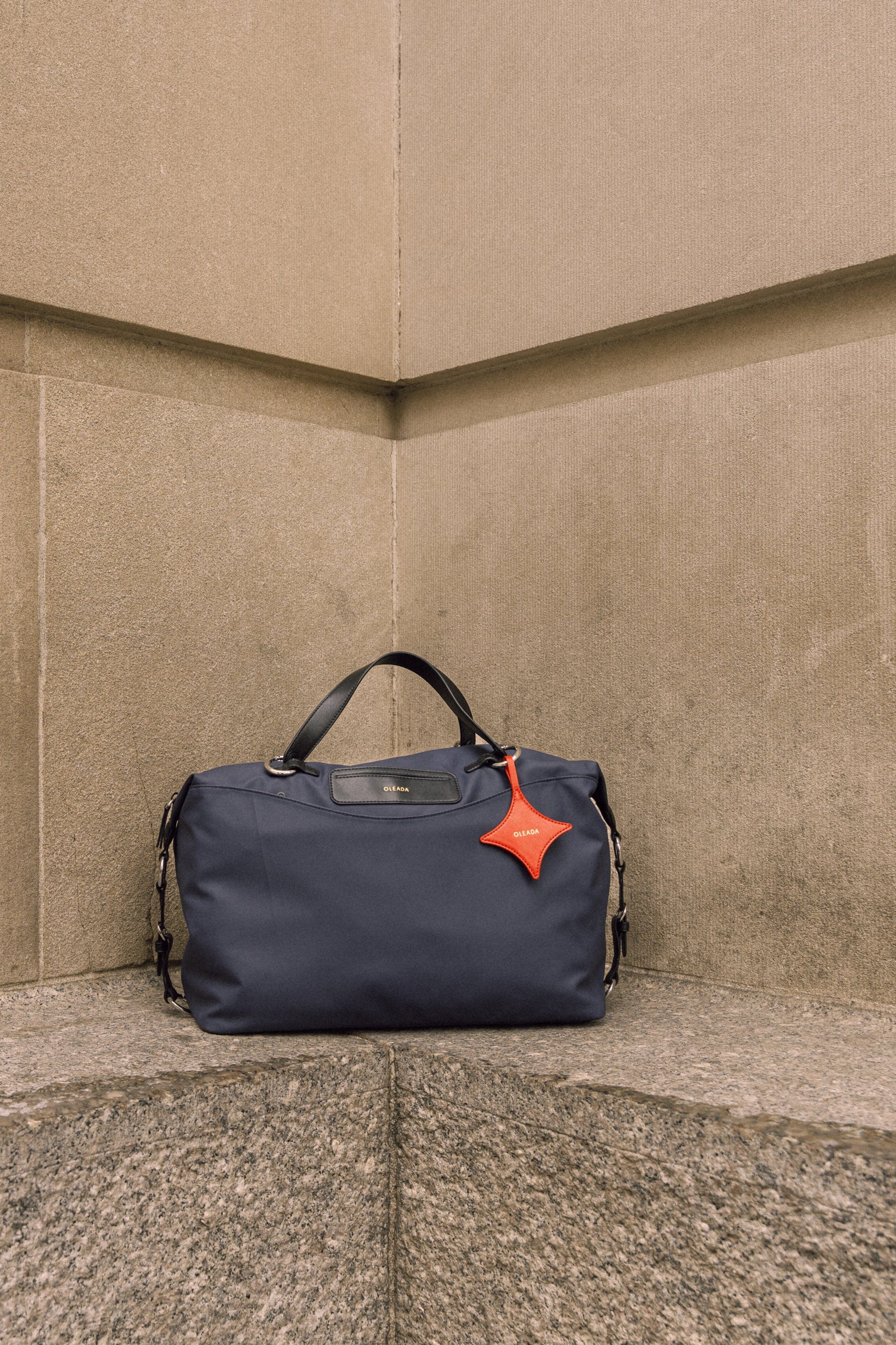 OLEADA NYC convertible travel bags > airport tote bags > overnight bags > water-resistant vegan bags > stylish multi-use bags AnyWear AnyDuffle City