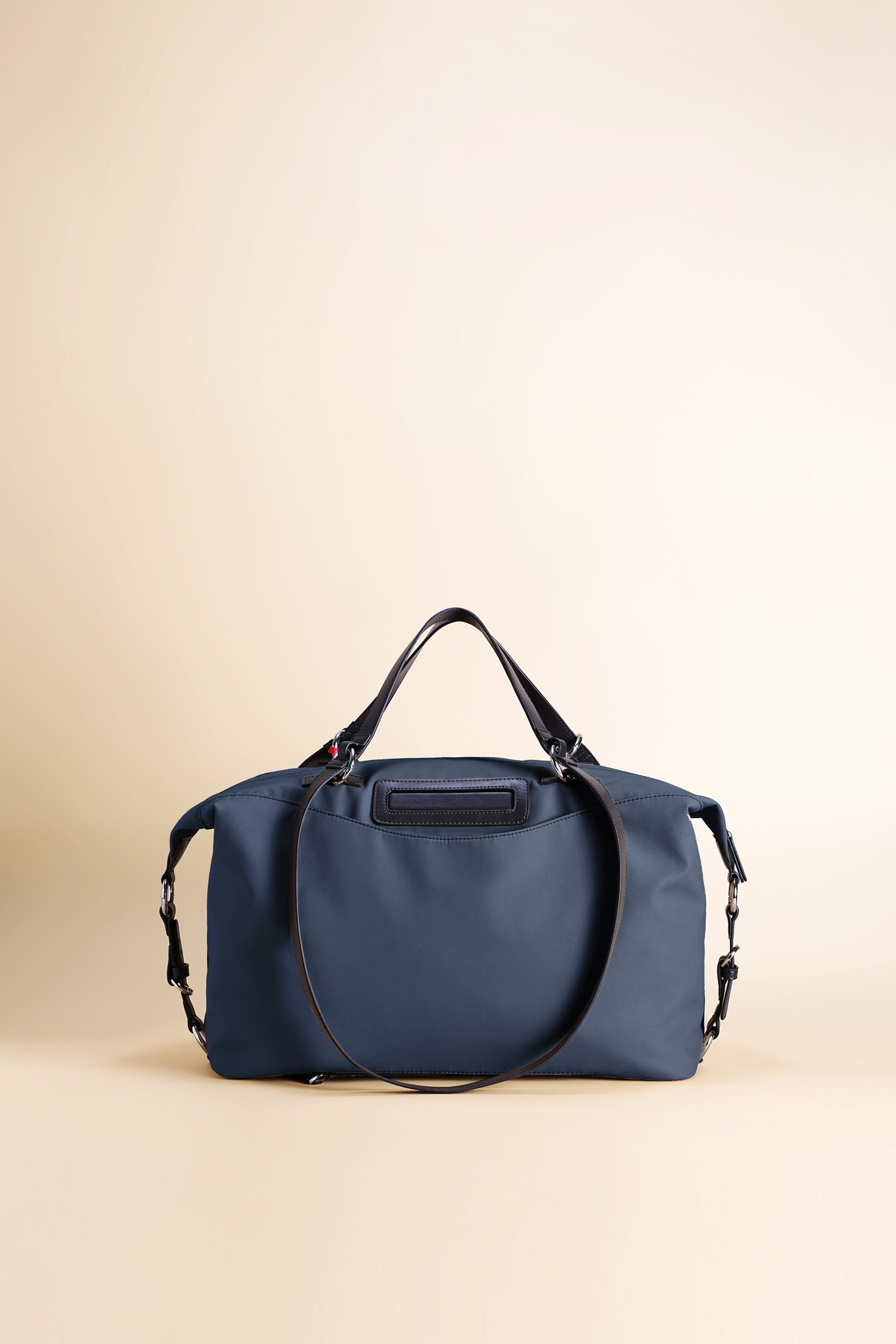 OLEADA NYC convertible travel bags > airport tote bags > overnight bags > water-resistant vegan bags > stylish multi-use bags AnyWear AnyDuffle City