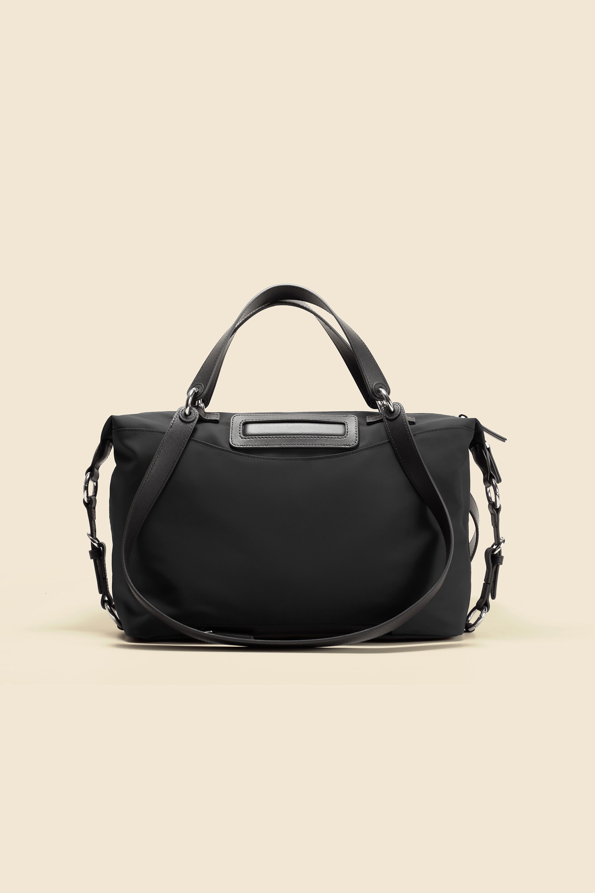 OLEADA NYC convertible travel bags > airport tote bags > overnight bags > water-resistant vegan bags > stylish multi-use bags AnyWear AnyDuffle - City Size