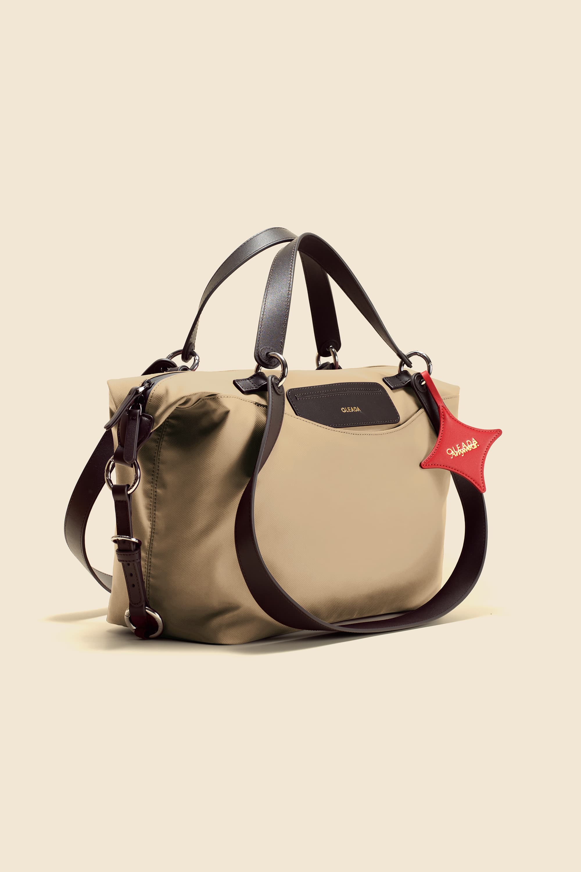 OLEADA NYC convertible travel bags > airport tote bags > overnight bags > water-resistant vegan bags > stylish multi-use bags AnyWear AnyDuffle - Regular Size