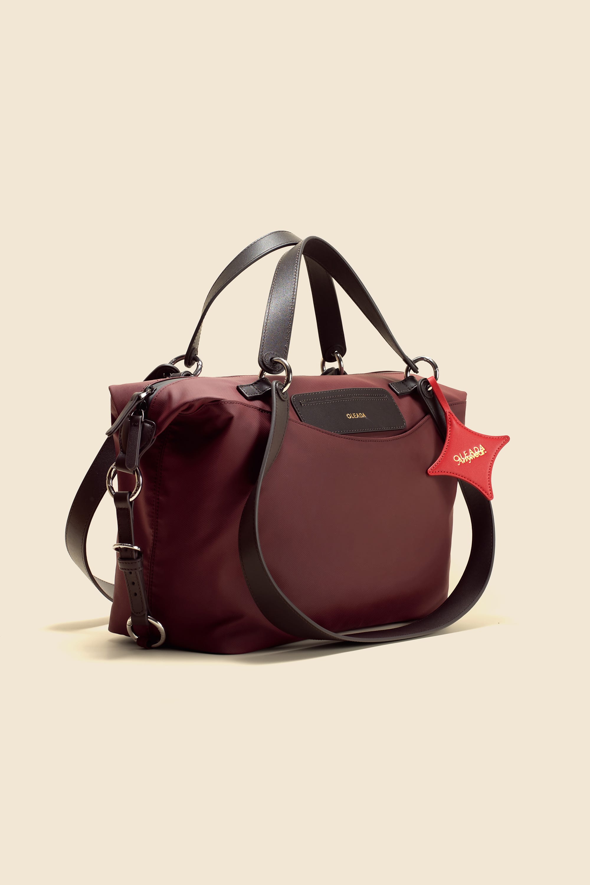 OLEADA NYC convertible travel bags > airport tote bags > overnight bags > water-resistant vegan bags > stylish multi-use bags AnyWear AnyDuffle - Regular Size
