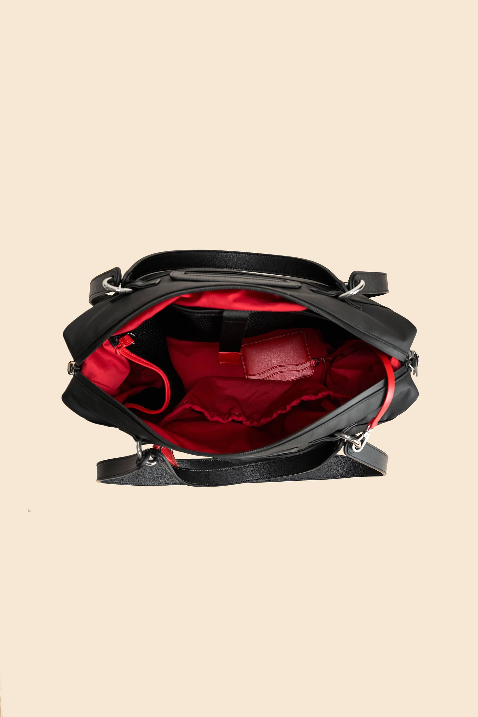 OLEADA NYC convertible travel bags > airport tote bags > overnight bags > water-resistant vegan bags > stylish multi-use bags AnyWear AnyDuffle Travel