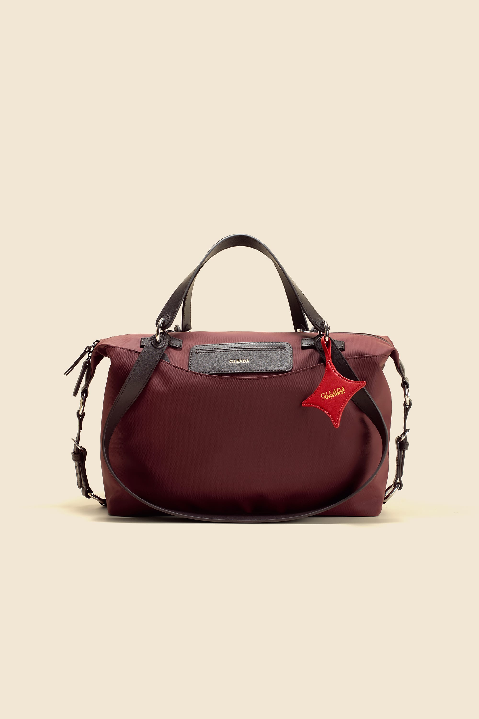 OLEADA NYC convertible travel bags > airport tote bags > overnight bags > water-resistant vegan bags > stylish multi-use bags Color_Bordeaux AnyWear AnyDuffle - City Size
