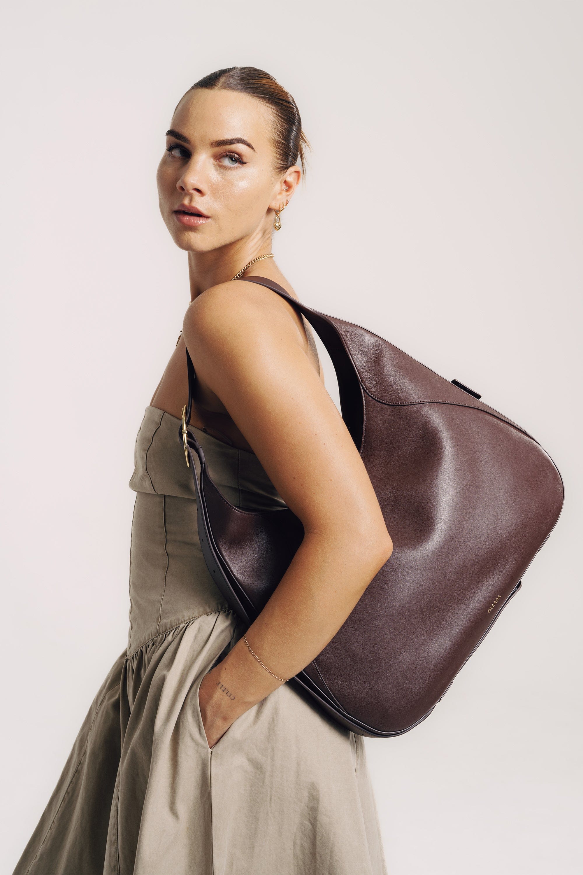 OLEADA NYC Hobo Bag > Leather Hobo Bag For Women > Mini Handbag > Convertible To Shoulder Bag > Fits 14" laptop> Marina Hobo