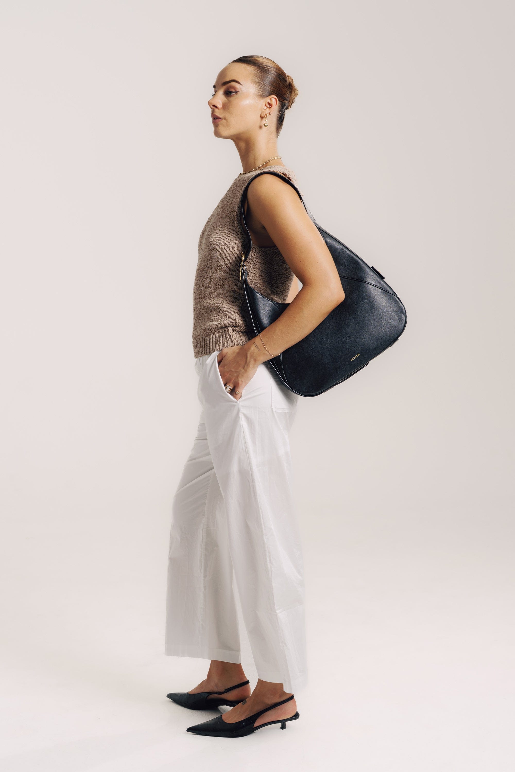 OLEADA NYC Hobo Bag > Leather Hobo Bag For Women > Mini Handbag > Convertible To Shoulder Bag > Fits iPad Mini> Mini Marina Hobo