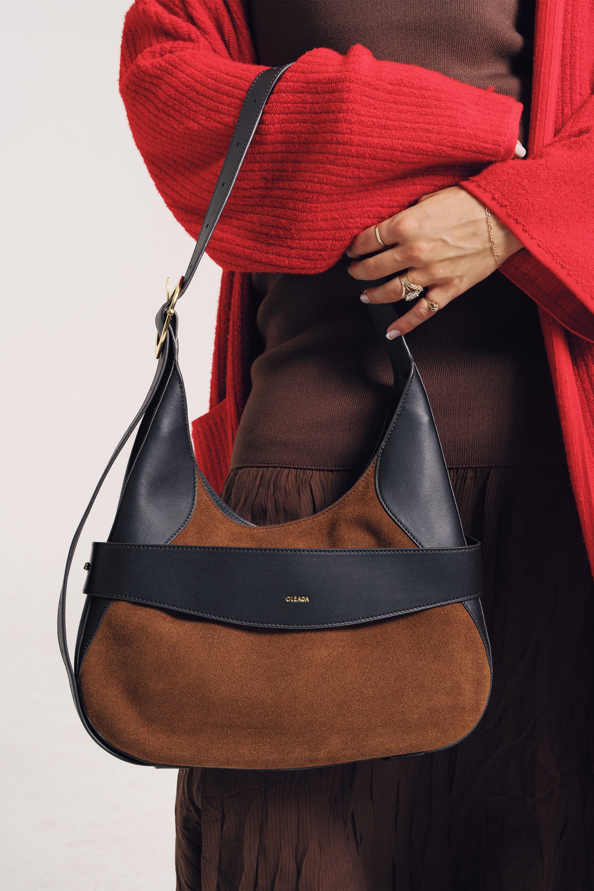 OLEADA NYC Hobo Bag > Leather Hobo Bag For Women > Mini Handbag > Convertible To Shoulder Bag > Fits iPad Pro> Color_Cinnamon Mini Marina Hobo