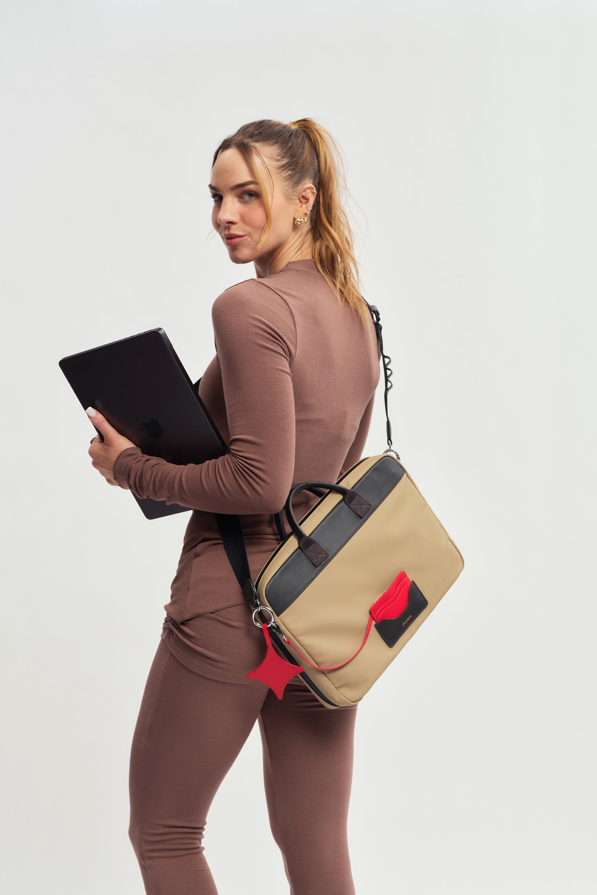 OLEADA NYC Laptop Work Bag > Business Laptop Briefcase > 16 Inch Laptop Bag > Bag With Top Handle > Spacious Compartments Color_Abu Dhabi AnyWear Laptop Brief