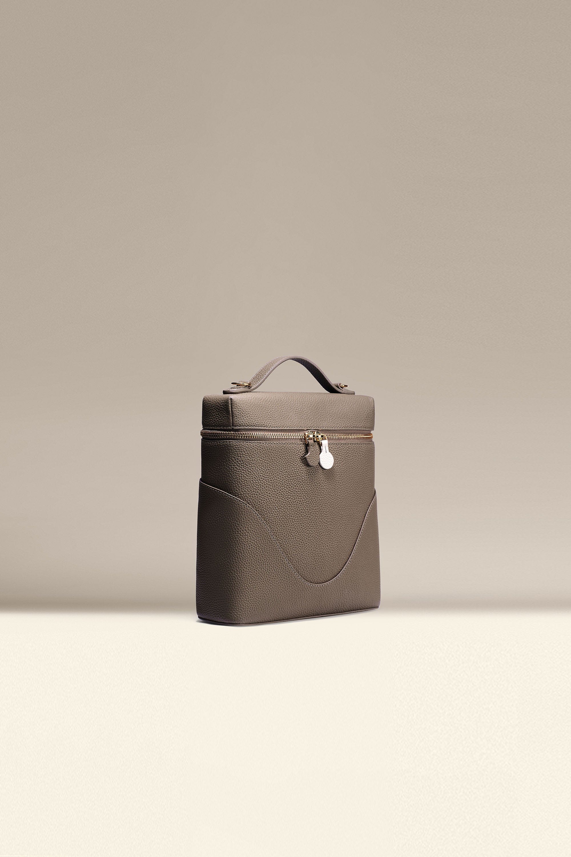 OLEADA NYC Leather Handbag > Women Work Bag > Top Handle Bag > Shoulder Bag > Mini Bag Color_Ash Anchor Bag