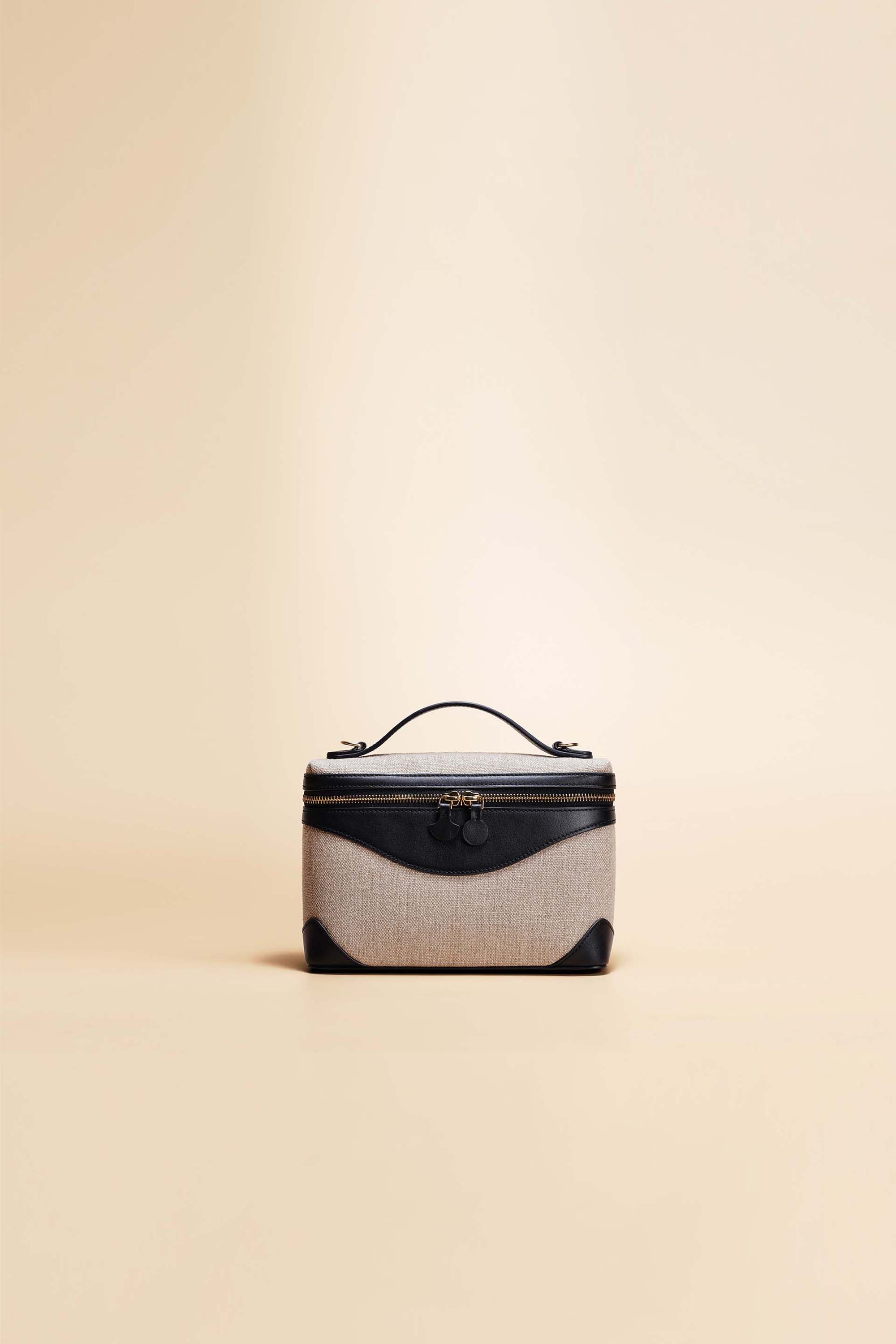 OLEADA NYC Leather Handbag > Women Work Bag > Top Handle Bag > Shoulder Bag > Mini Bag Color_Noir Mini Anchor Bag