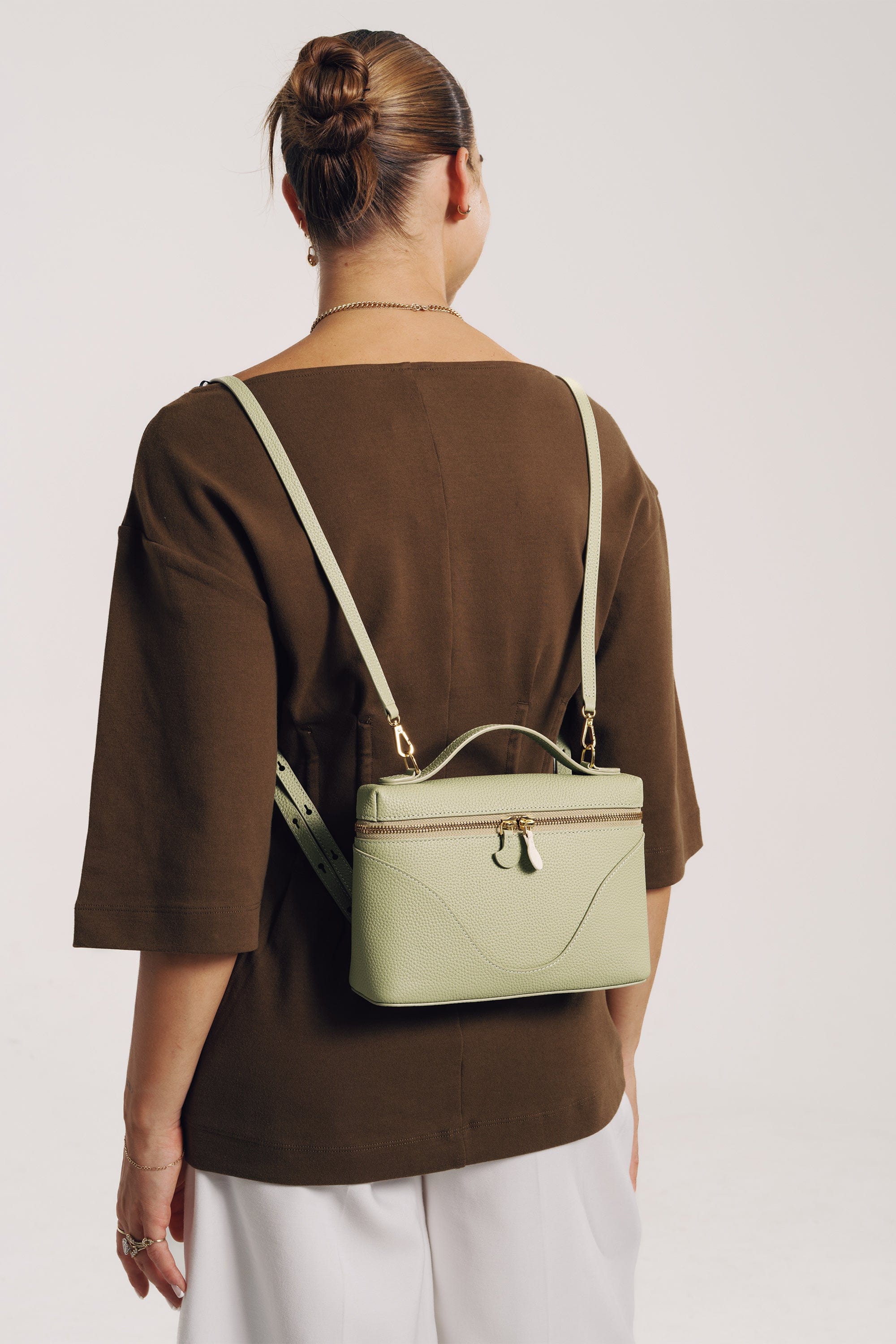 OLEADA NYC Leather Handbag > Women Work Bag > Top Handle Bag > Shoulder Bag > Mini Bag Mini Anchor Bag