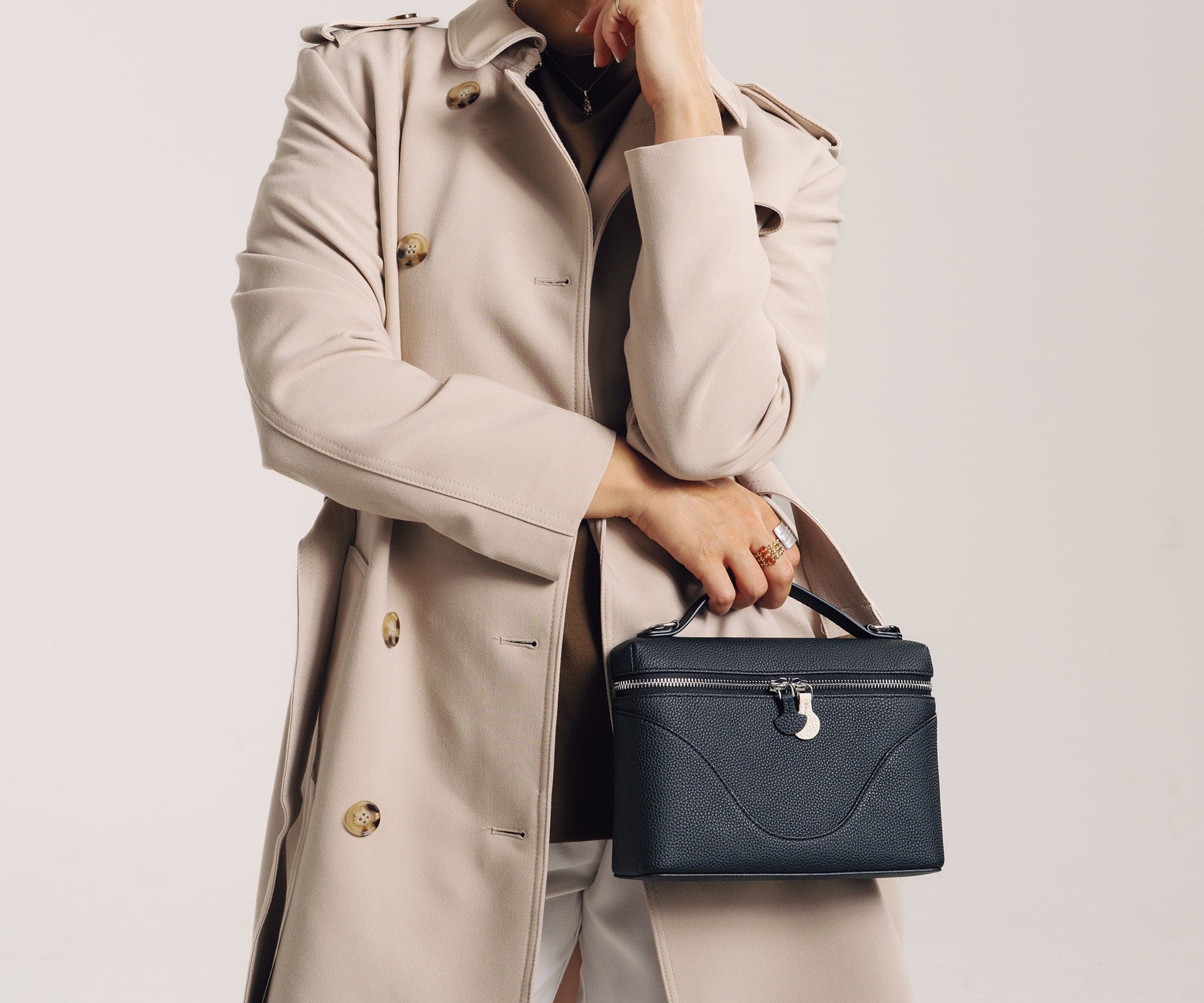 OLEADA NYC Leather Handbag > Women Work Bag > Top Handle Bag > Shoulder Bag > Mini Bag Mini Anchor Bag