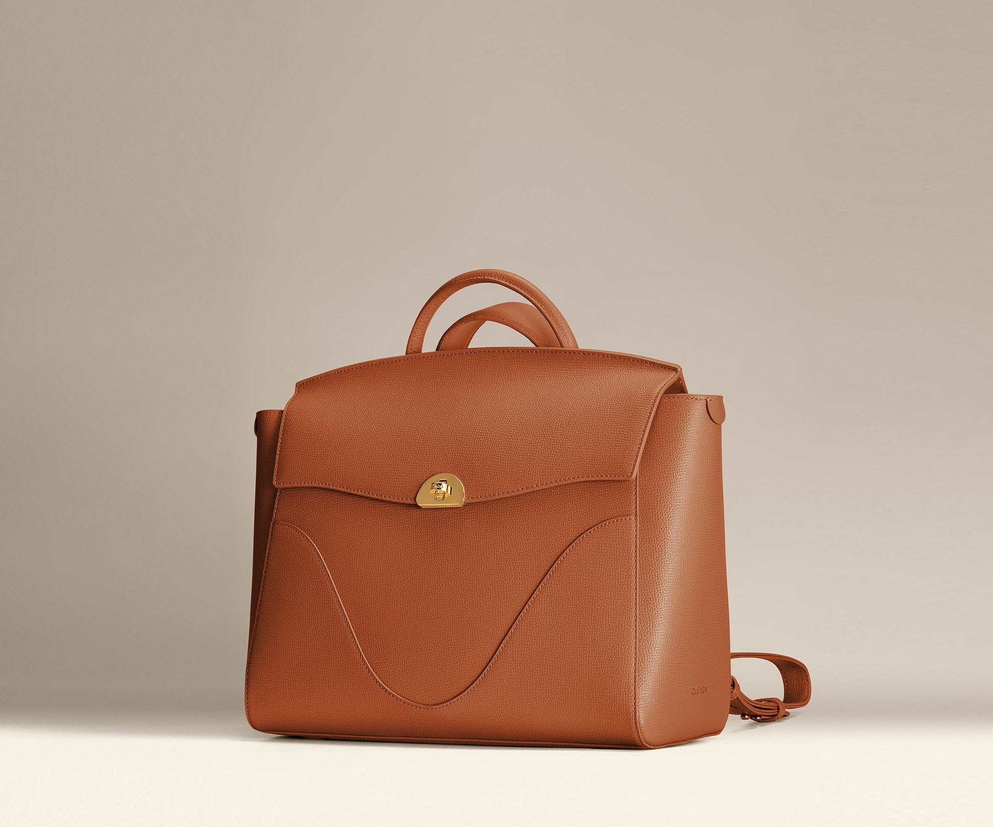 OLEADA NYC Leather Women Work Bag > Convertible To Business Backpack Bag > 14 Inch Laptop Bag > Crossbody Shoulder Bag > Luxury Travel Backpack Color_Chestnut Wavia Bag Plus