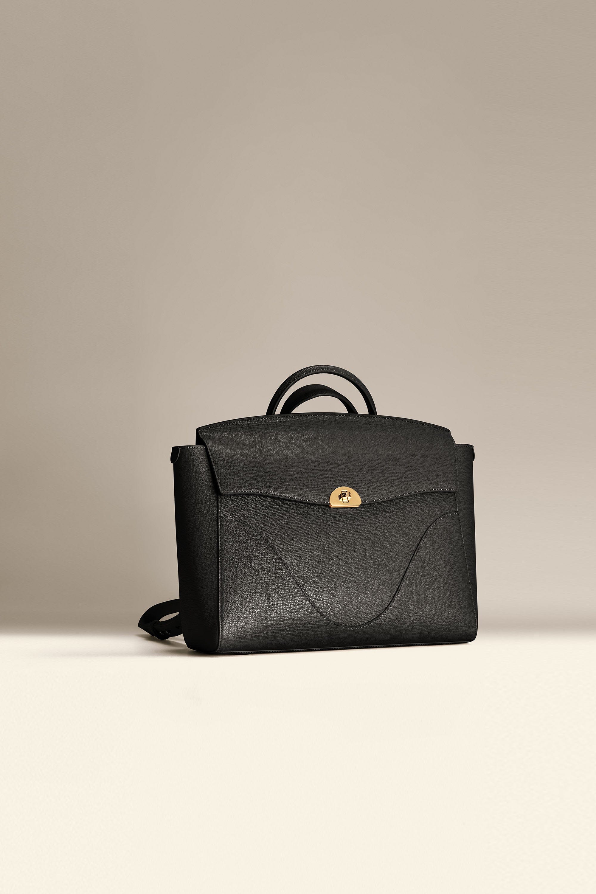 OLEADA NYC Leather Women Work Bag > Convertible To Business Backpack Bag > 14 Inch Laptop Bag > Crossbody Shoulder Bag > Luxury Travel Backpack Color_Onyx Wavia Bag Plus