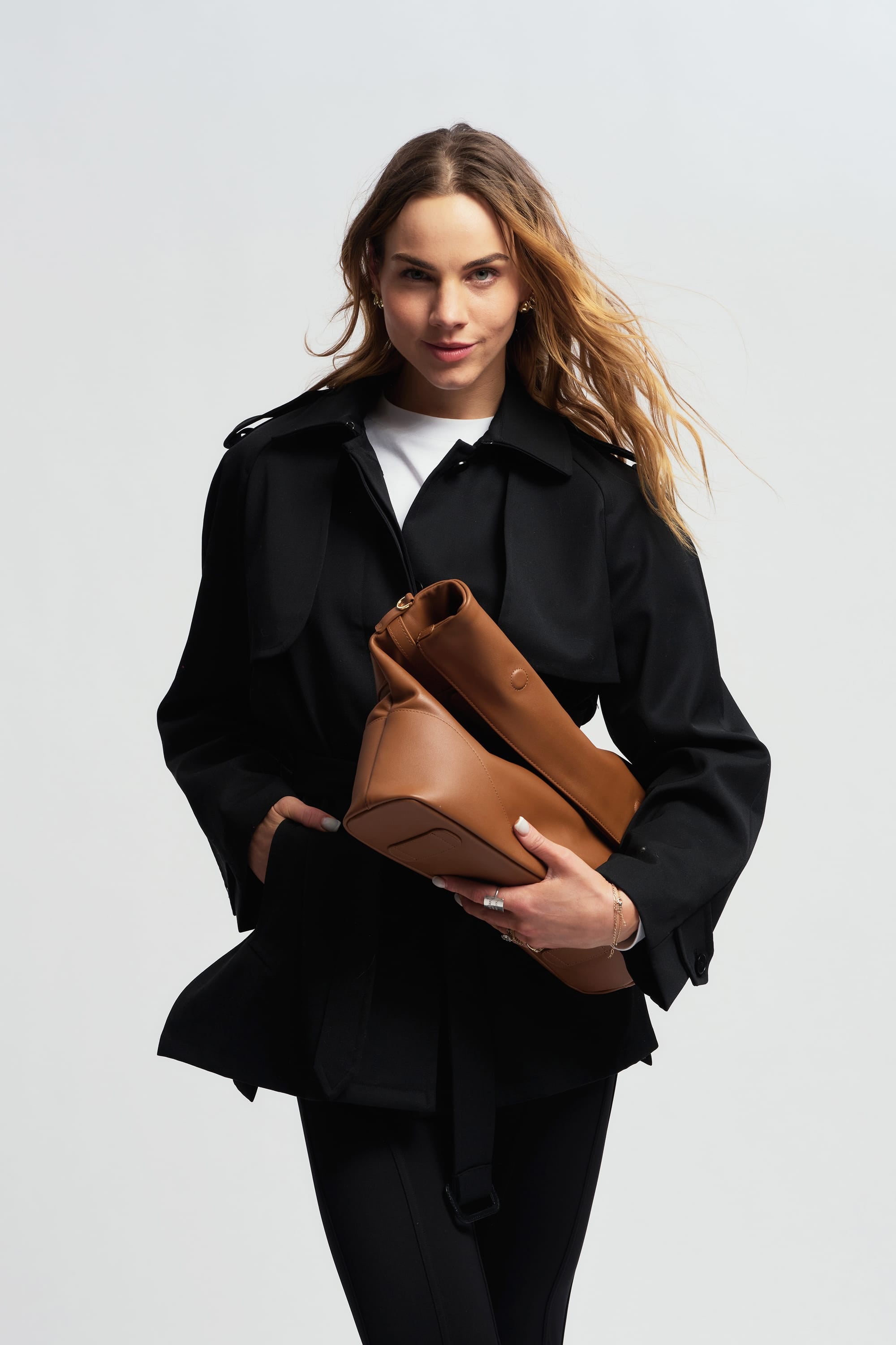 OLEADA NYC Shoulder Bag > Leather Shoulder Bag For Women > Leather Handbag > Convertible To Handbag > Fits 14" laptop> Marina Foldover Bag