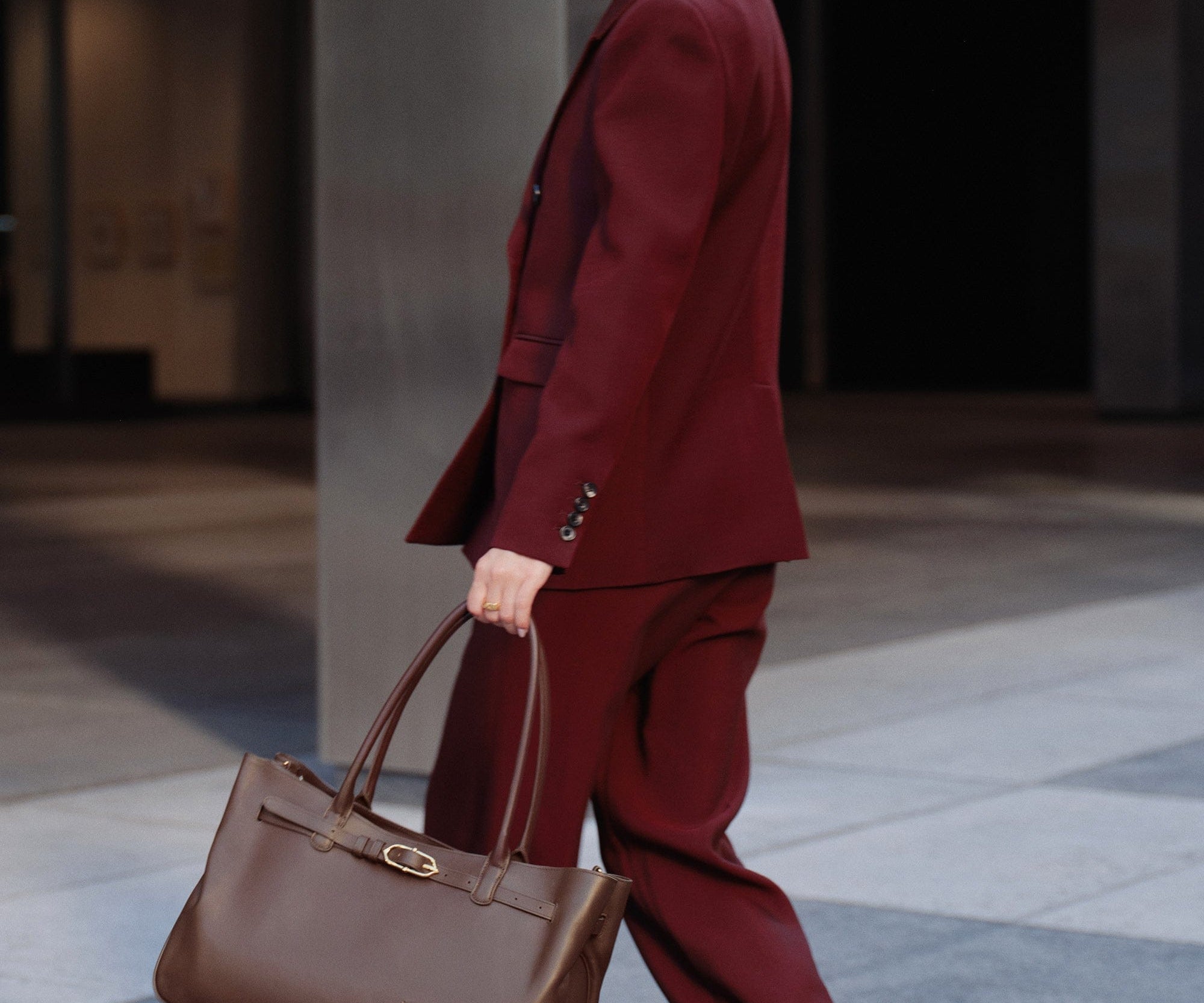 OLEADA NYC Tote Bag > Leather Tote Bag For Women > Mini Handbag > Convertible To Shoulder Bag > Fits 14" laptop> Marina Tote