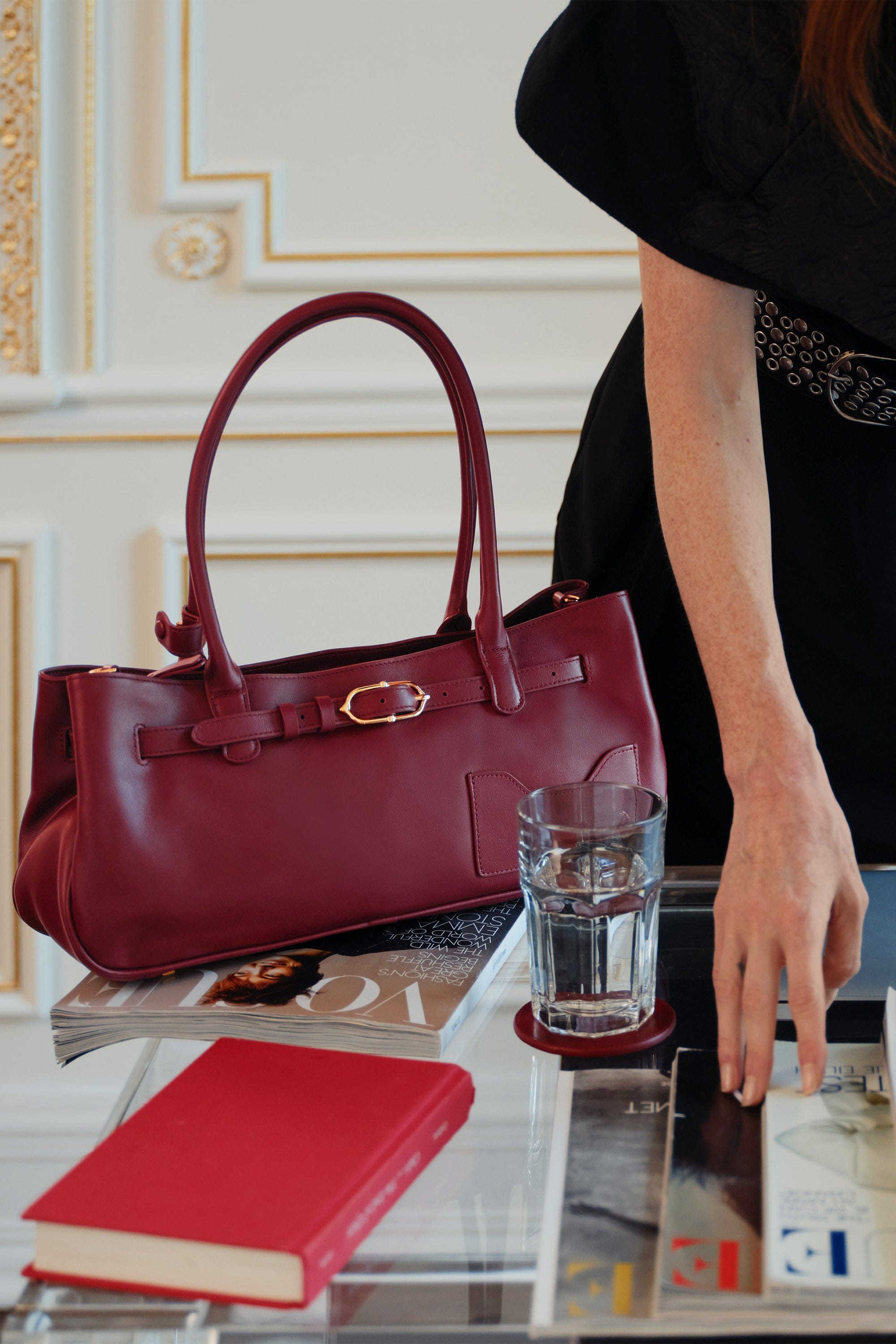 OLEADA NYC Tote Bag > Leather Tote Bag For Women > Mini Handbag > Convertible To Shoulder Bag > Fits iPad> Mini Marina Tote