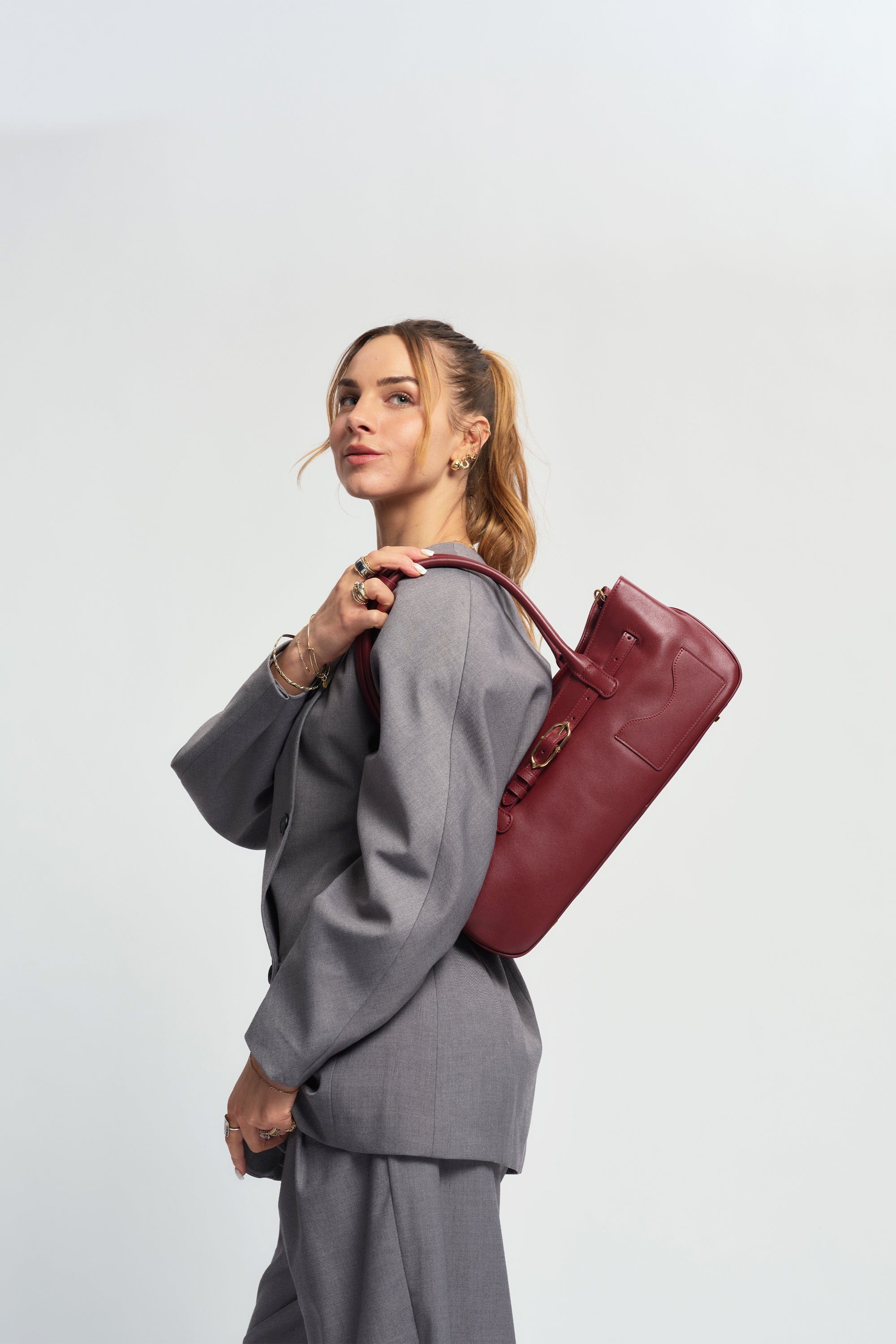 OLEADA NYC Tote Bag > Leather Tote Bag For Women > Mini Handbag > Convertible To Shoulder Bag > Fits iPad> Mini Marina Tote