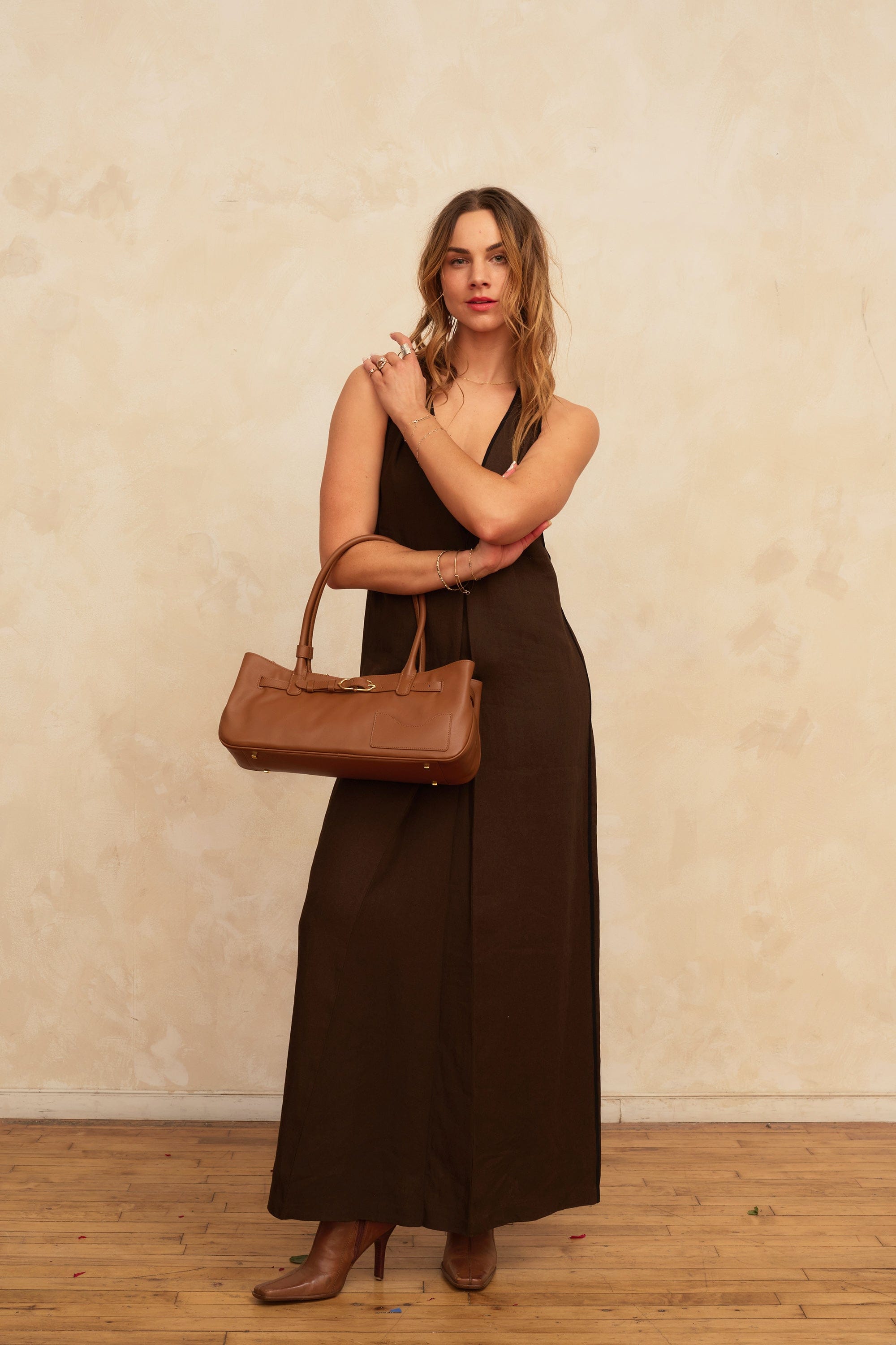 OLEADA NYC Tote Bag > Leather Tote Bag For Women > Mini Handbag > Convertible To Shoulder Bag > Fits iPad> Mini Marina Tote