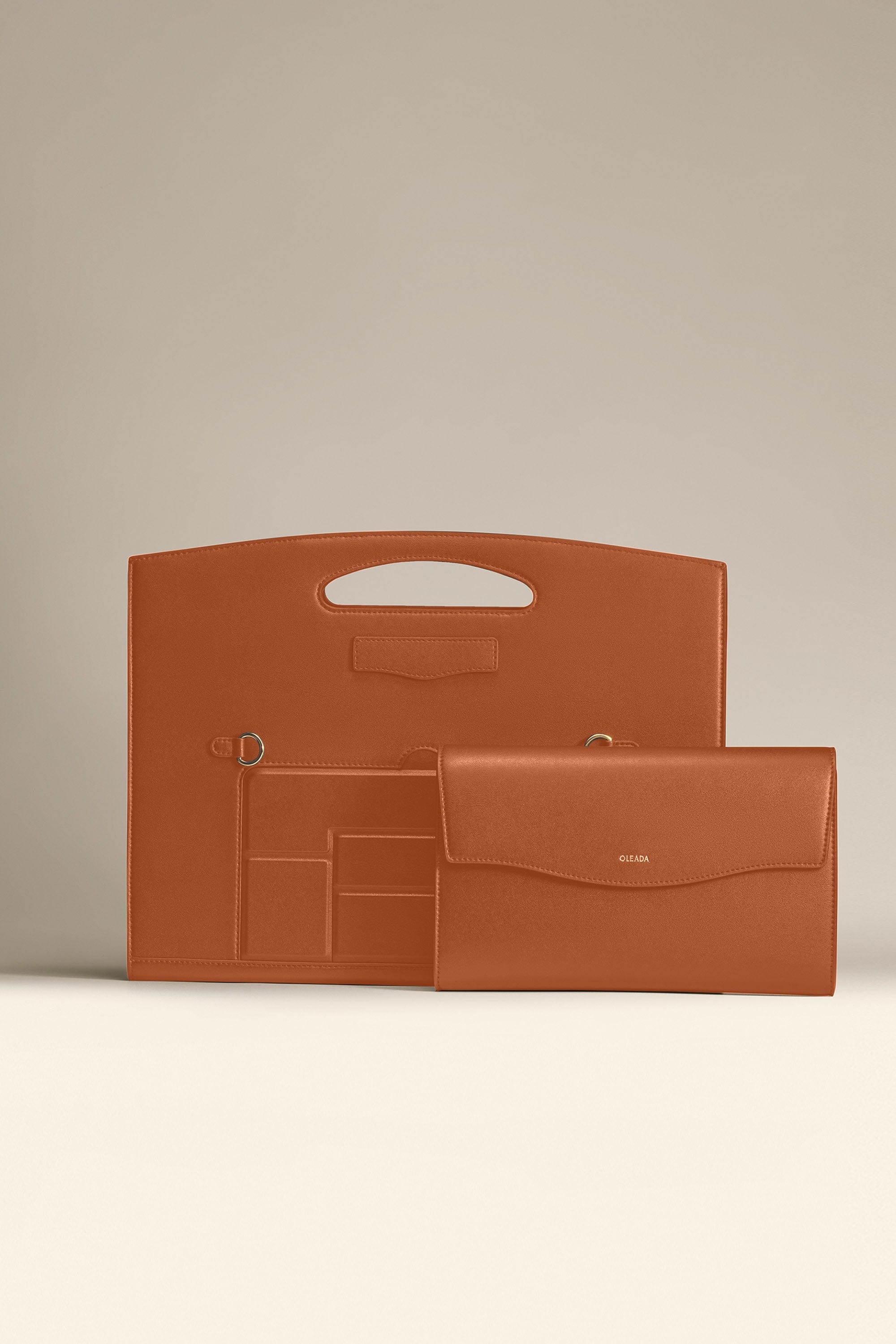 OLEADA NYC Women Work Leather Bag > Business Laptop Sleeve > 16 Inch Laptop Bag > Portable Laptop Briefcase > MacBook Pro Laptop Sleeve Captain Sleeve Suite Plus