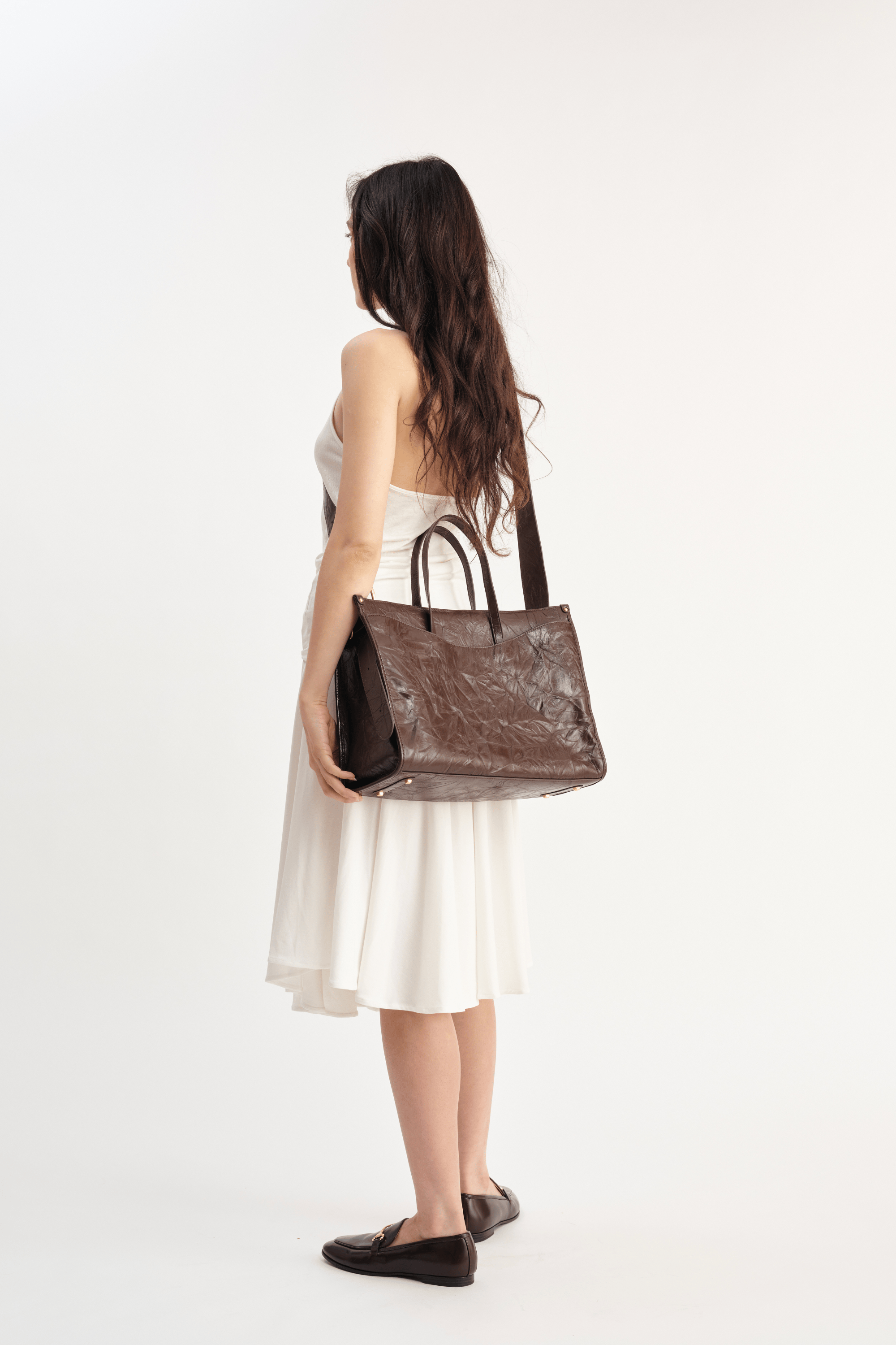 OLEADA NYC Work Tote Bag > Leather Work Tote For Women > Large Capacity Bag > 16 Inch Laptop Bag > Convertible To Shoulder Bag Reverie Tote